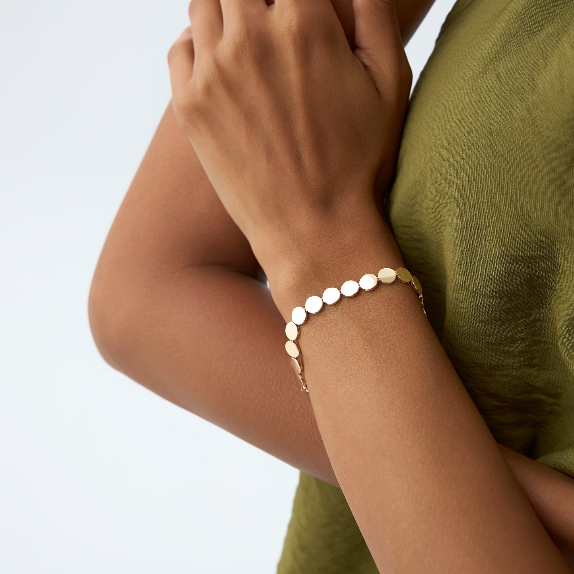 OBFJ0739 - 14K Gold 6.5MM Wide Round Link Bracelet 2