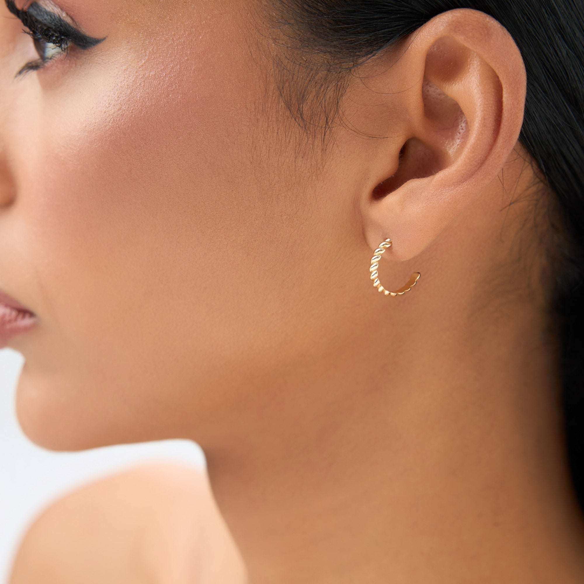 OBFJ2124 - 14k Braided 3MM Twist Earrings 4