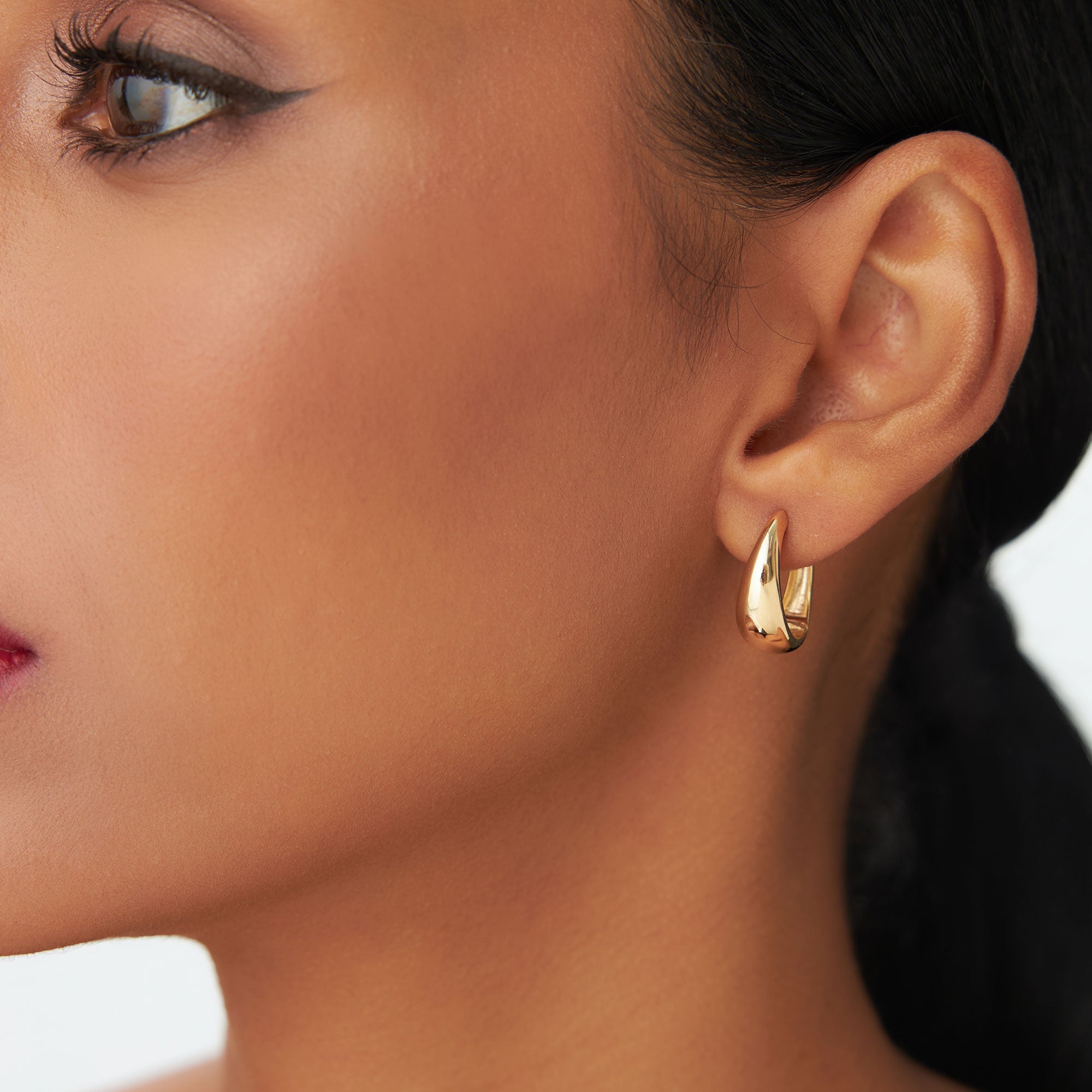 OBFJ1231 - 14k Gold Teardrop Hoop Earrings 6