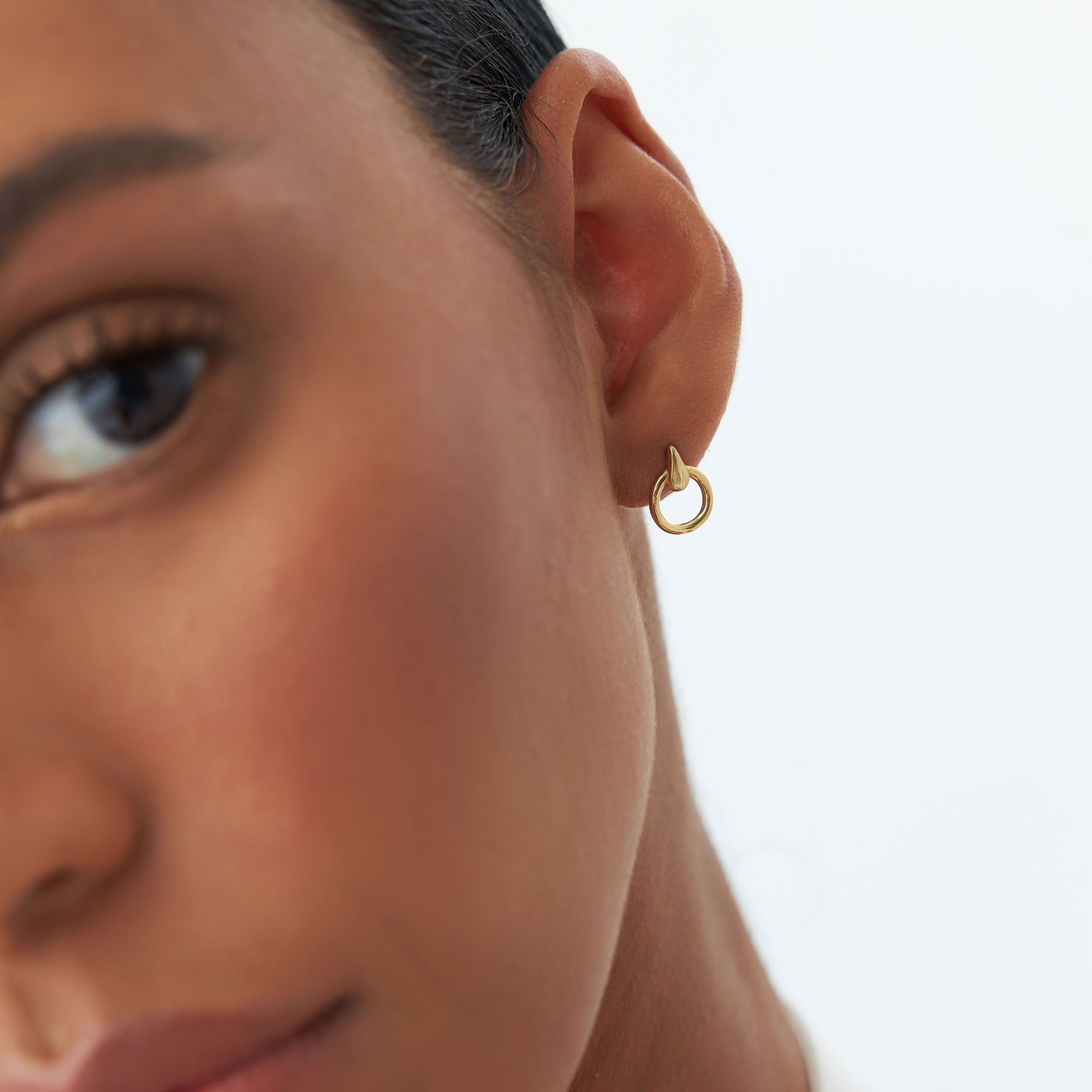 OBFJ1239 - 14k Dainty Circle Drop Earrings 5