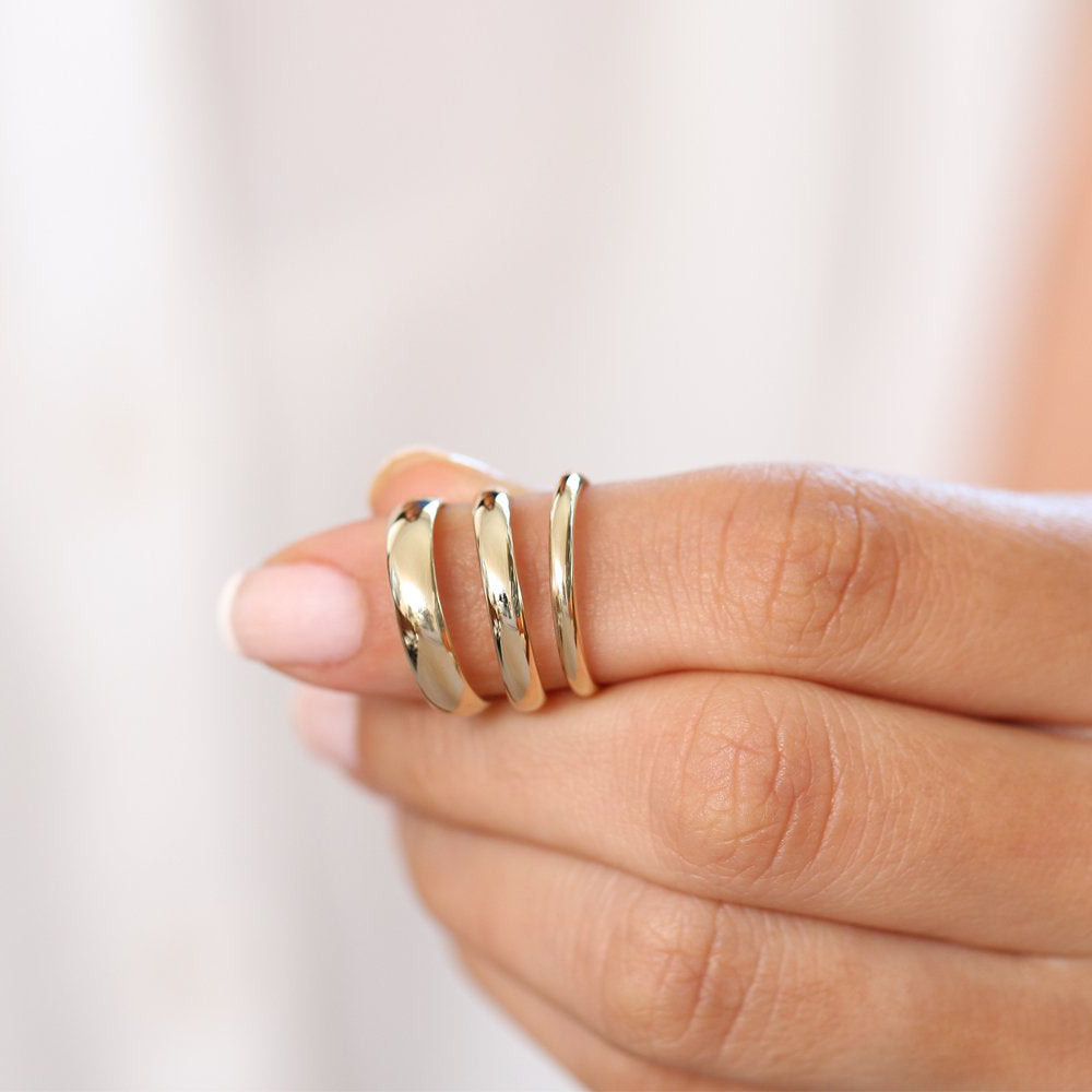 OBFJ1945 - 14k Classic Dome 2MM Band 3