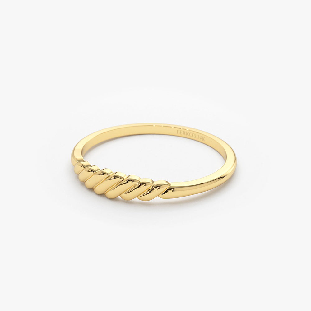 OBFJ1940 - 14k Gold Pluto Ring 7