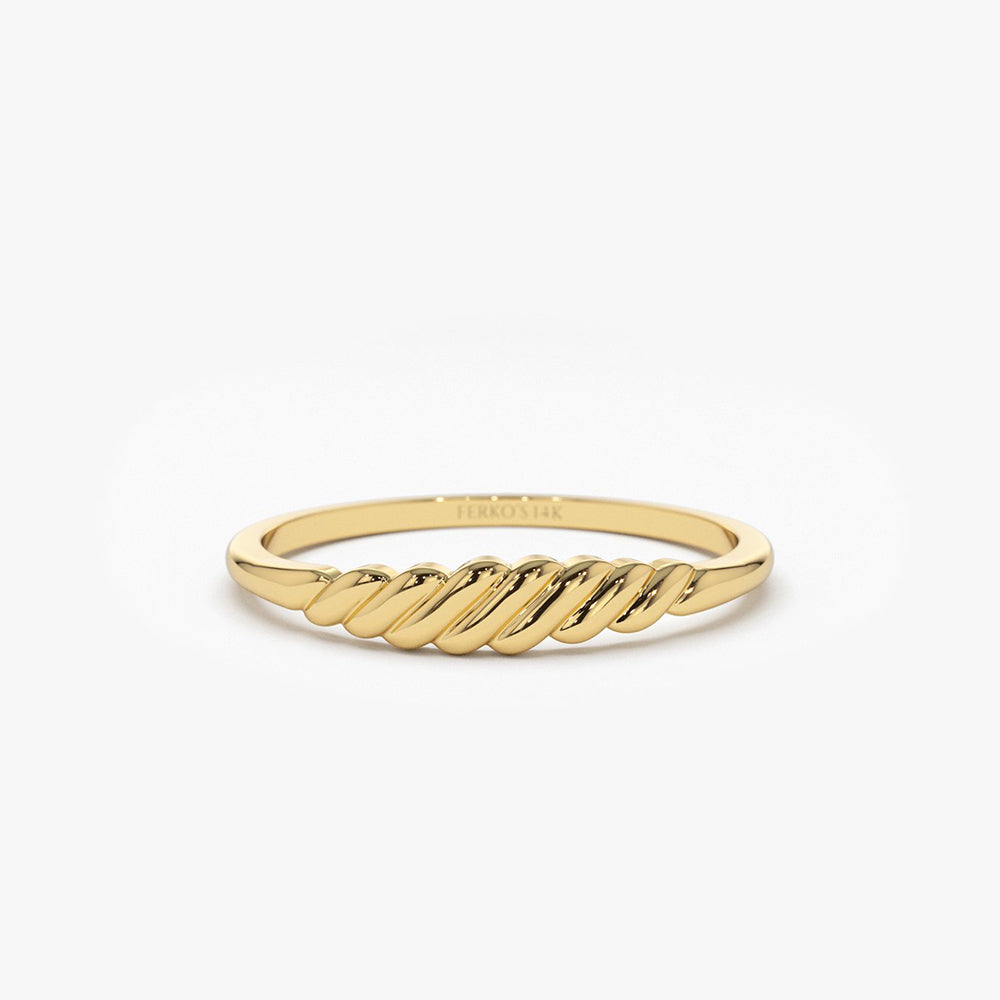 OBFJ1940 - 14k Gold Pluto Ring 1