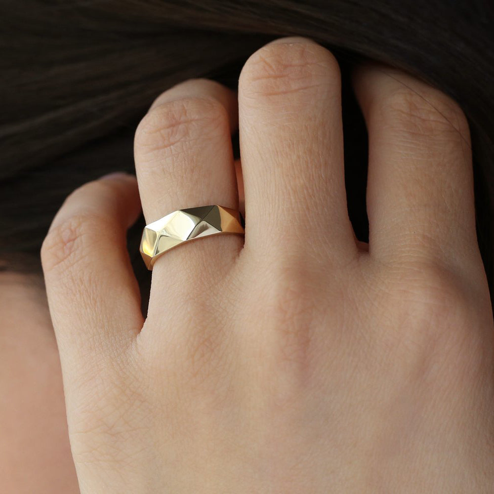 OBFJ2025 - 14k Pattern Bold Statement Ring 4