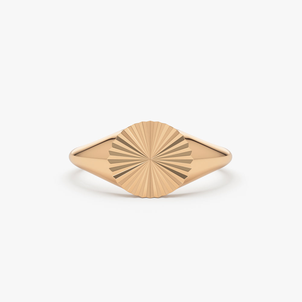 OBFJ2271 - 14k Gold Sun Signet Ring 4