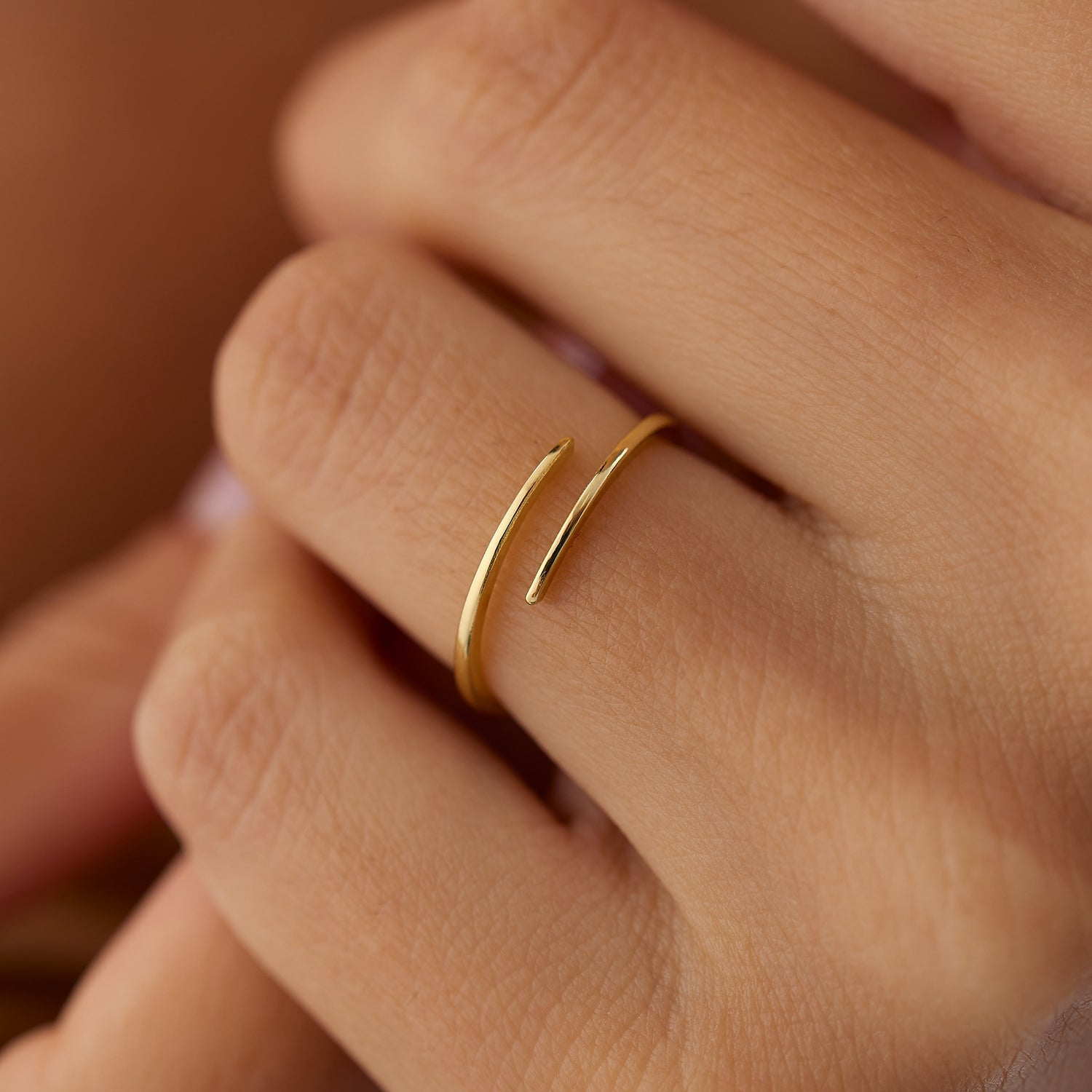 OBFJ1445 - 14k Gold Stacking Criss Cross Ring 2