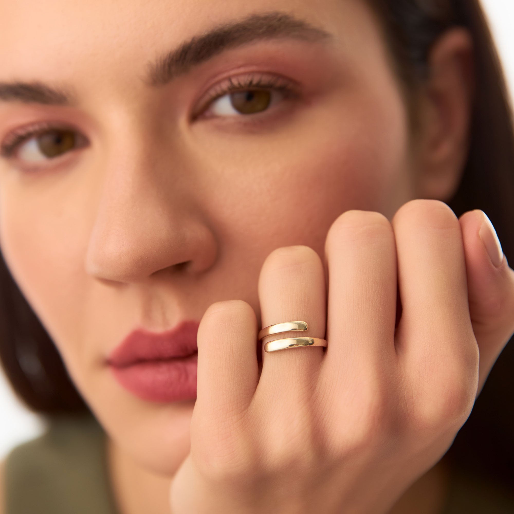 OBFJ1380 - 14K Plain Gold Crossover Ring 4