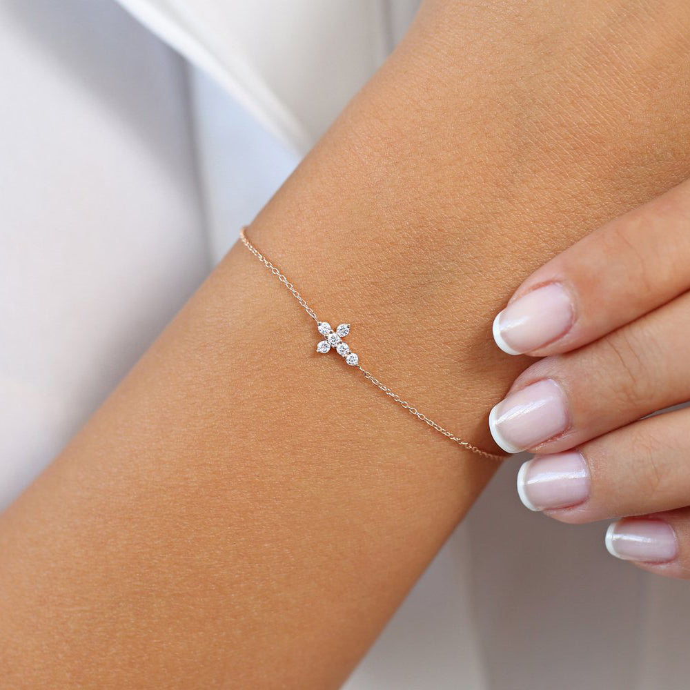 OBFJ1720 - 14K Gold Diamond Cross Bracelet 3