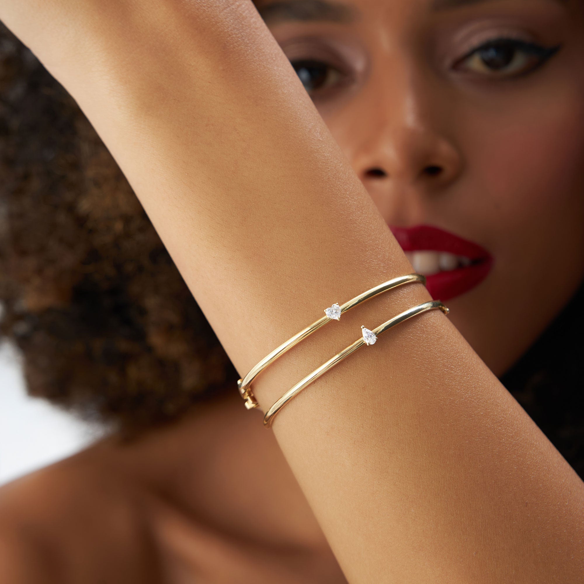 OBFJ0939 - 14K Pear Shape Diamond Solitare Bangle 3