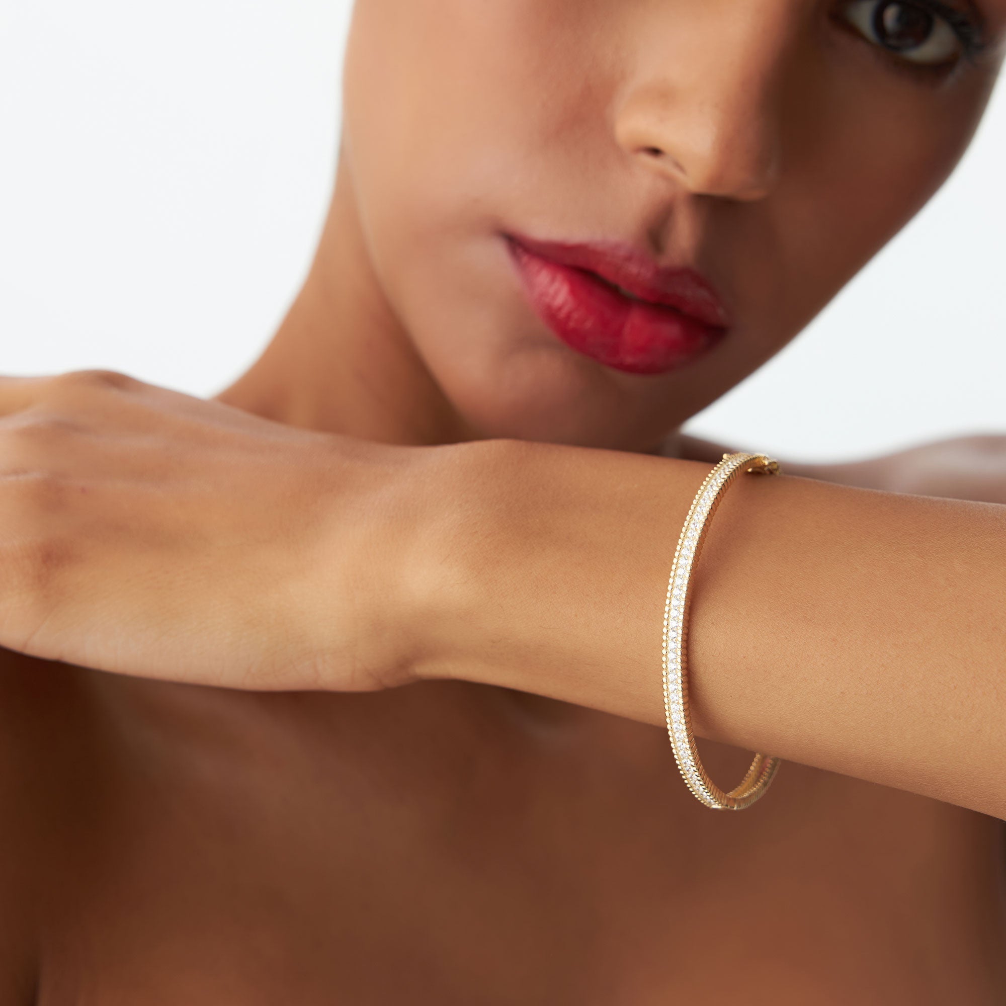 OBFJ1154 - 14k Milgrain Diamond Bangle Bracelet 6