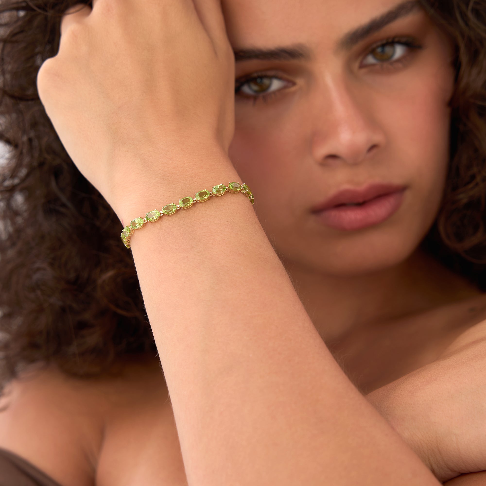OBFJ0440 - 14K Gold Oval Shaped Peridot Tennis Bracelet 13.70 ctw 2