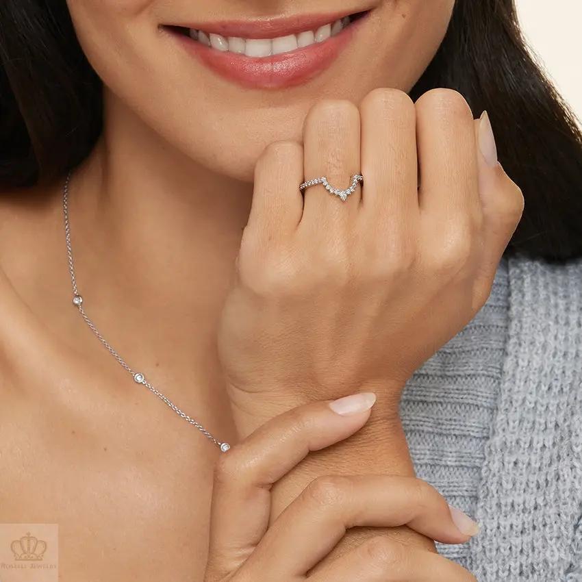 Luxe Elongated Lunette Wedding Band Ring - LR103 Camélia™