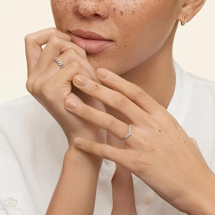 Chiara Wedding Band Ring - LR99 Camélia™