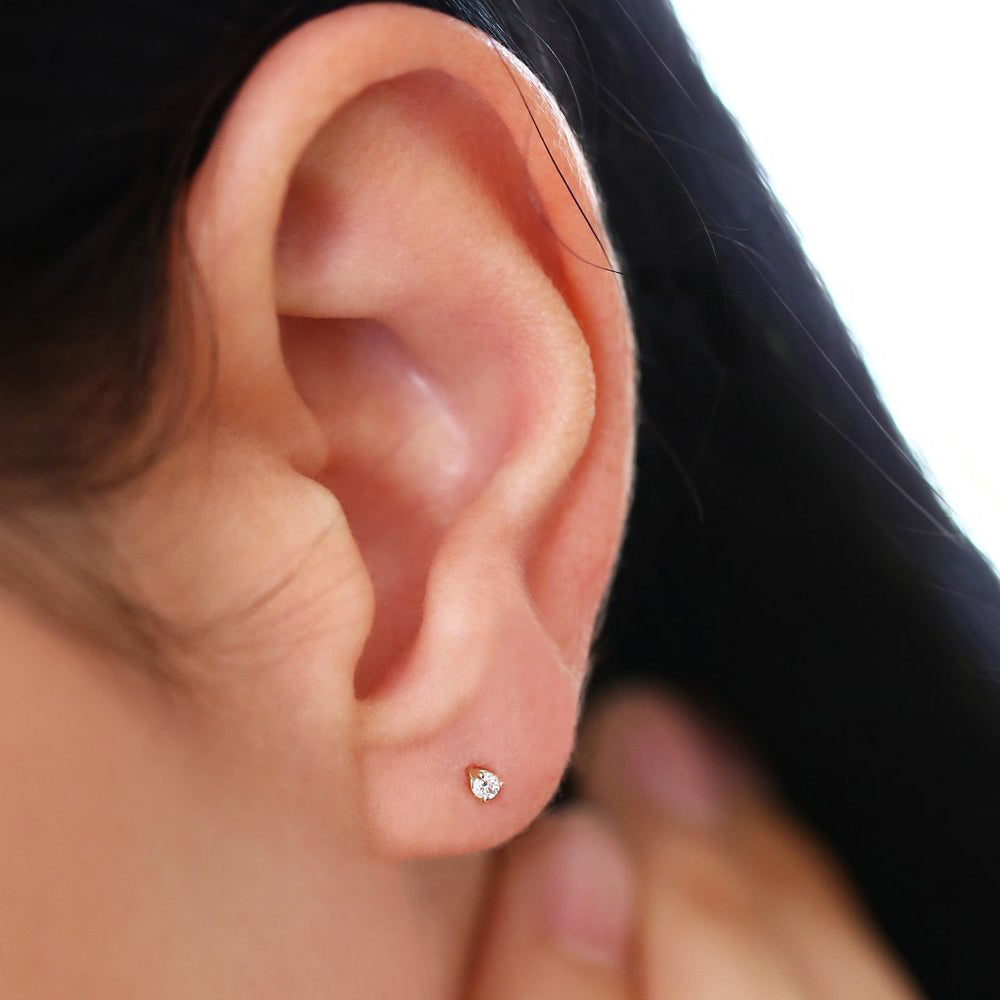 OBFJ1668 - 14K Gold Mini Diamond Studs 2