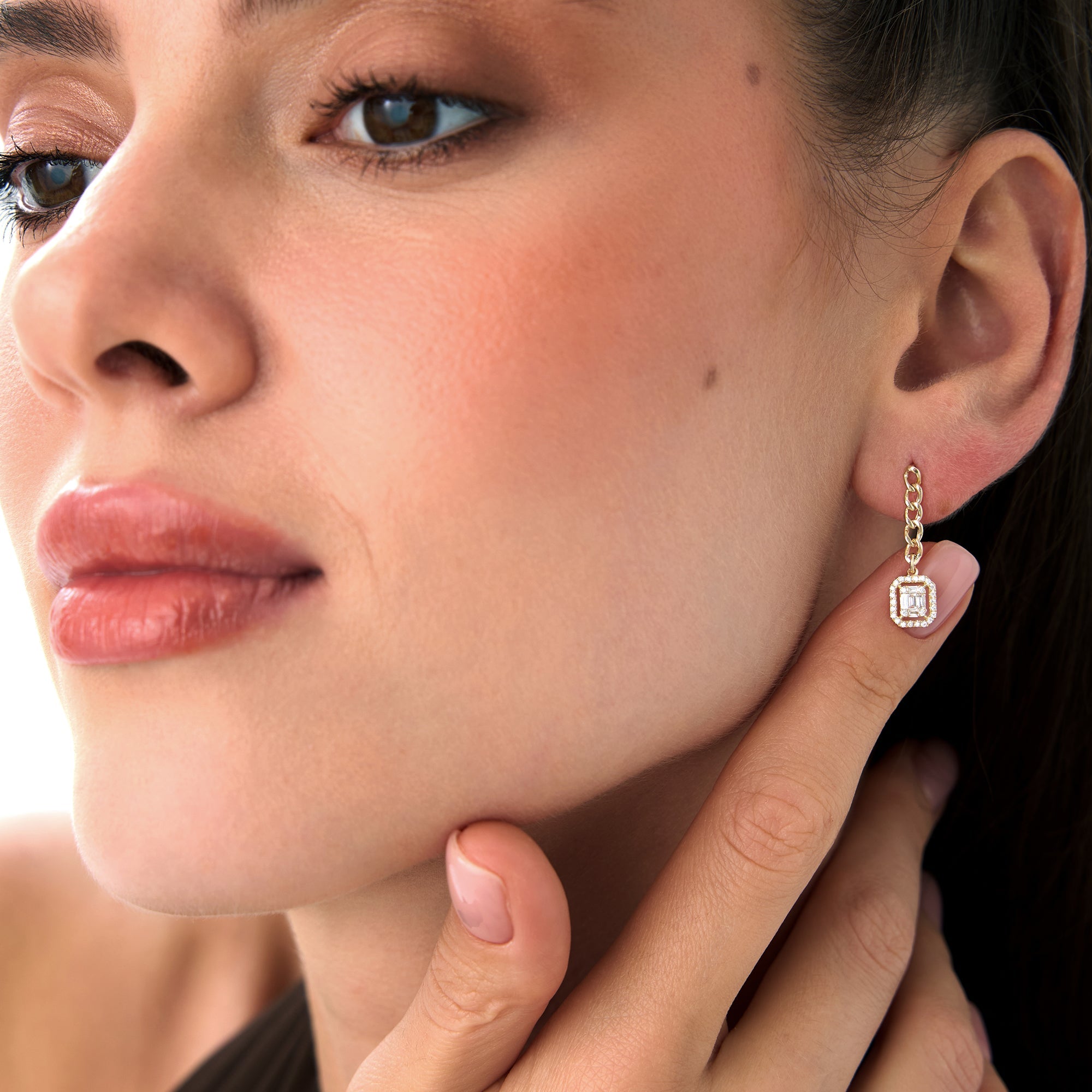 OBFJ0664 - 14k Baguette Diamond Halo Chain Earrings 4