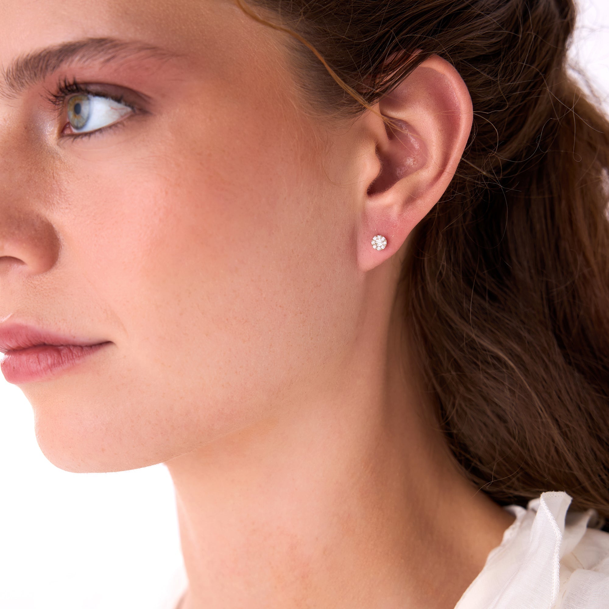 OBFJ0657 - 14k Baguette Diamond Halo Earrings 4