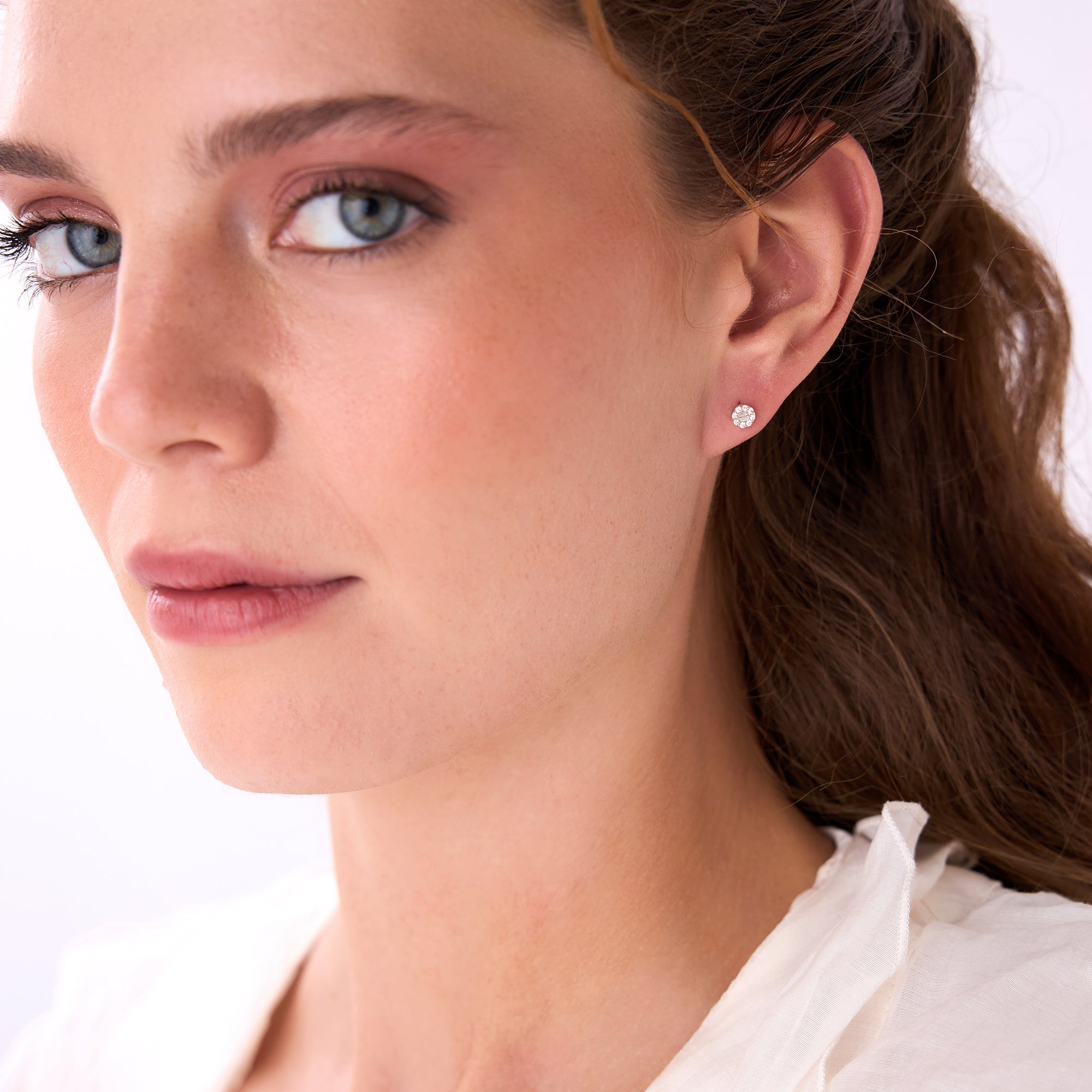 OBFJ0657 - 14k Baguette Diamond Halo Earrings 2