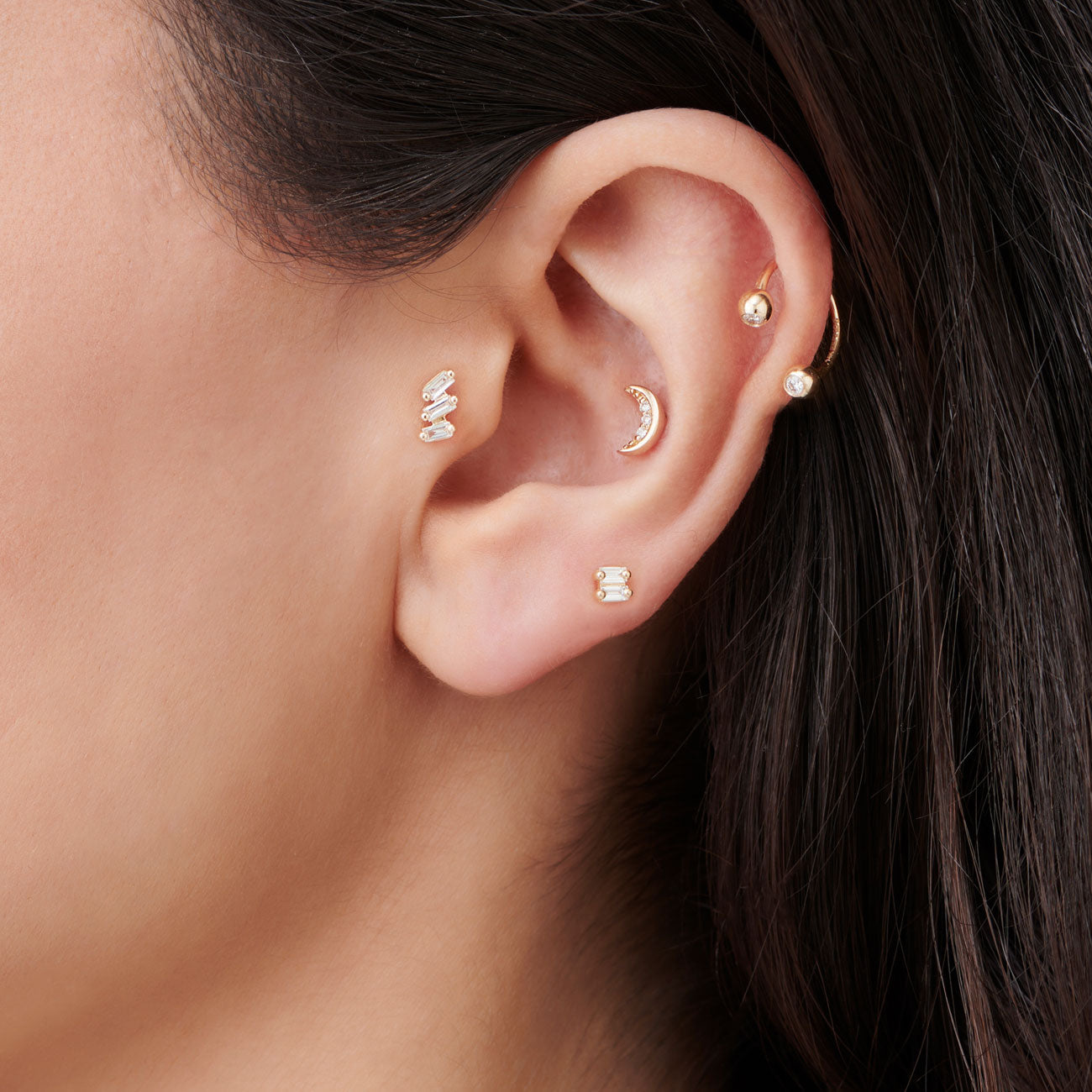 OBFJ0280 - 14K Gold Baguette Diamond Climber Flat Back Stud 2