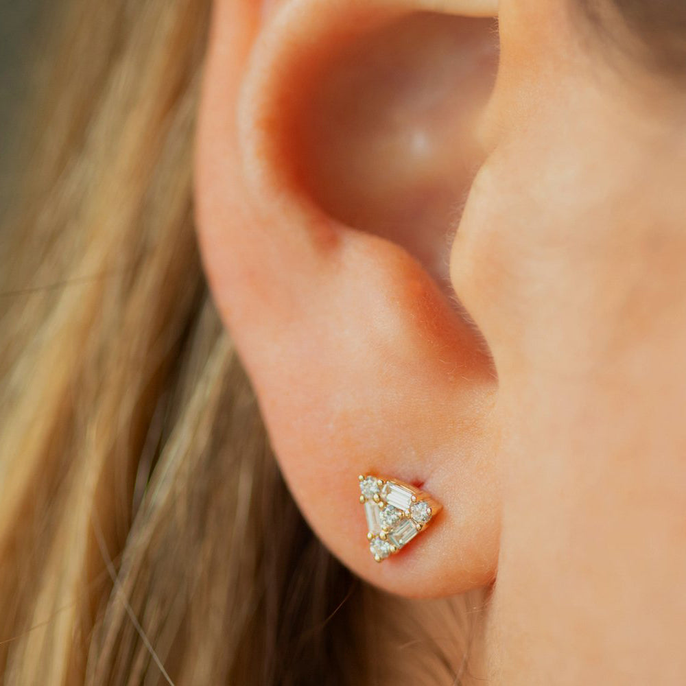 OBFJ1931 - 14k Triangle Shaped Round & Baguette Diamond Studs 2