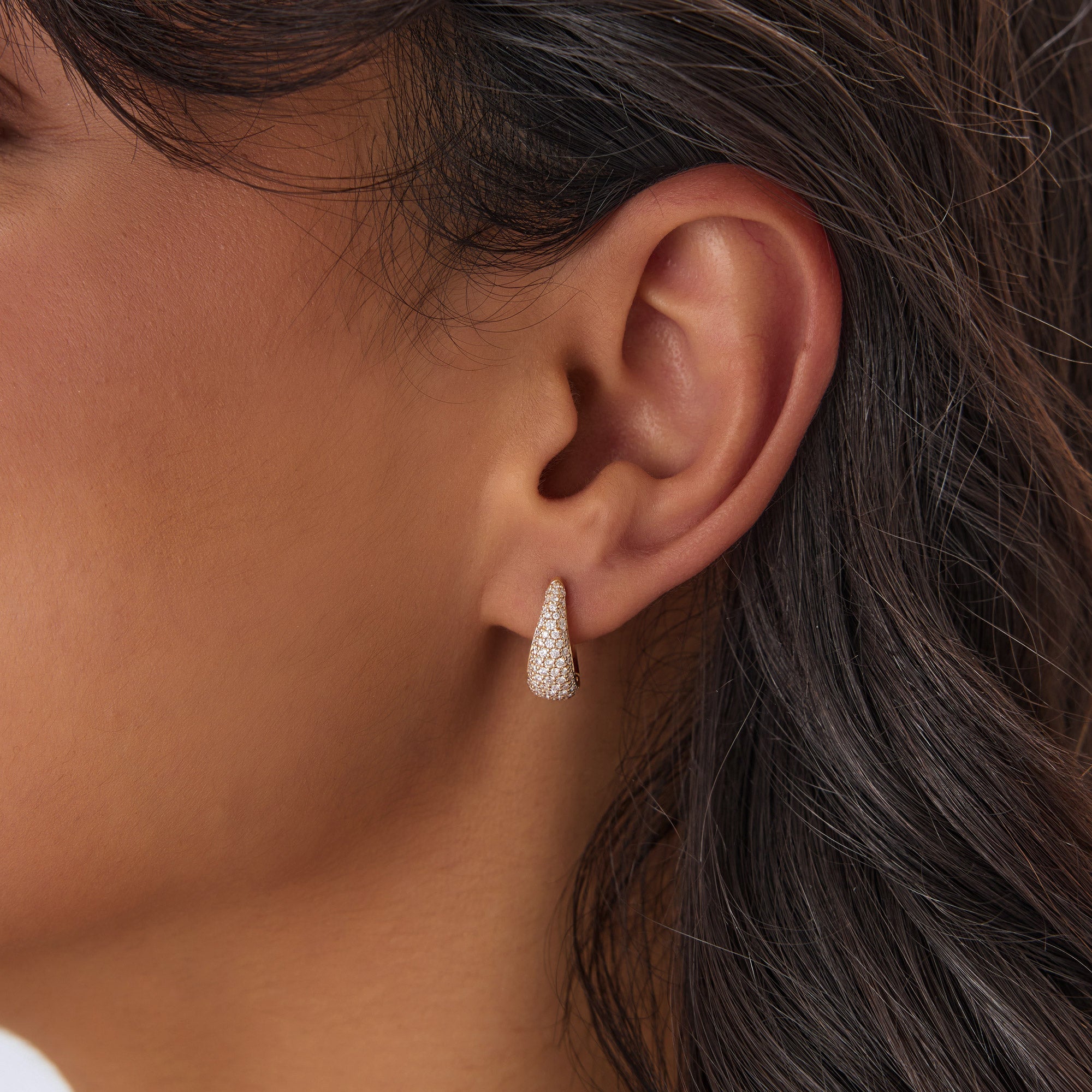 OBFJ1038 - 14K Gold Teardrop Diamond Hoop Earrings 3