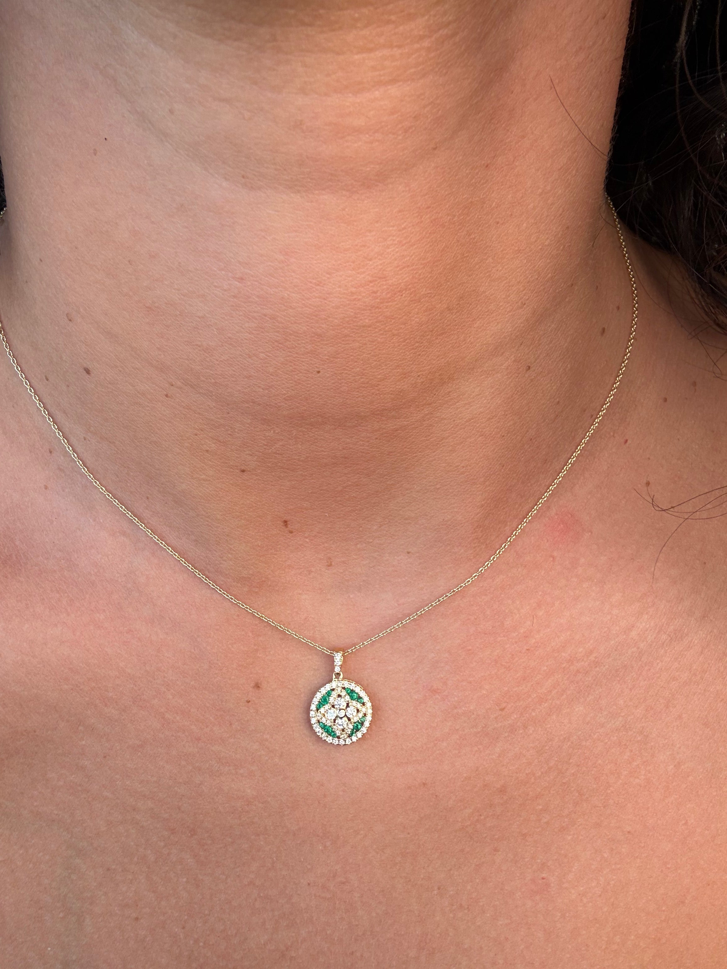 OBFJ0058 - 14k Gold Emerald and Diamond Floral Design Necklace 7