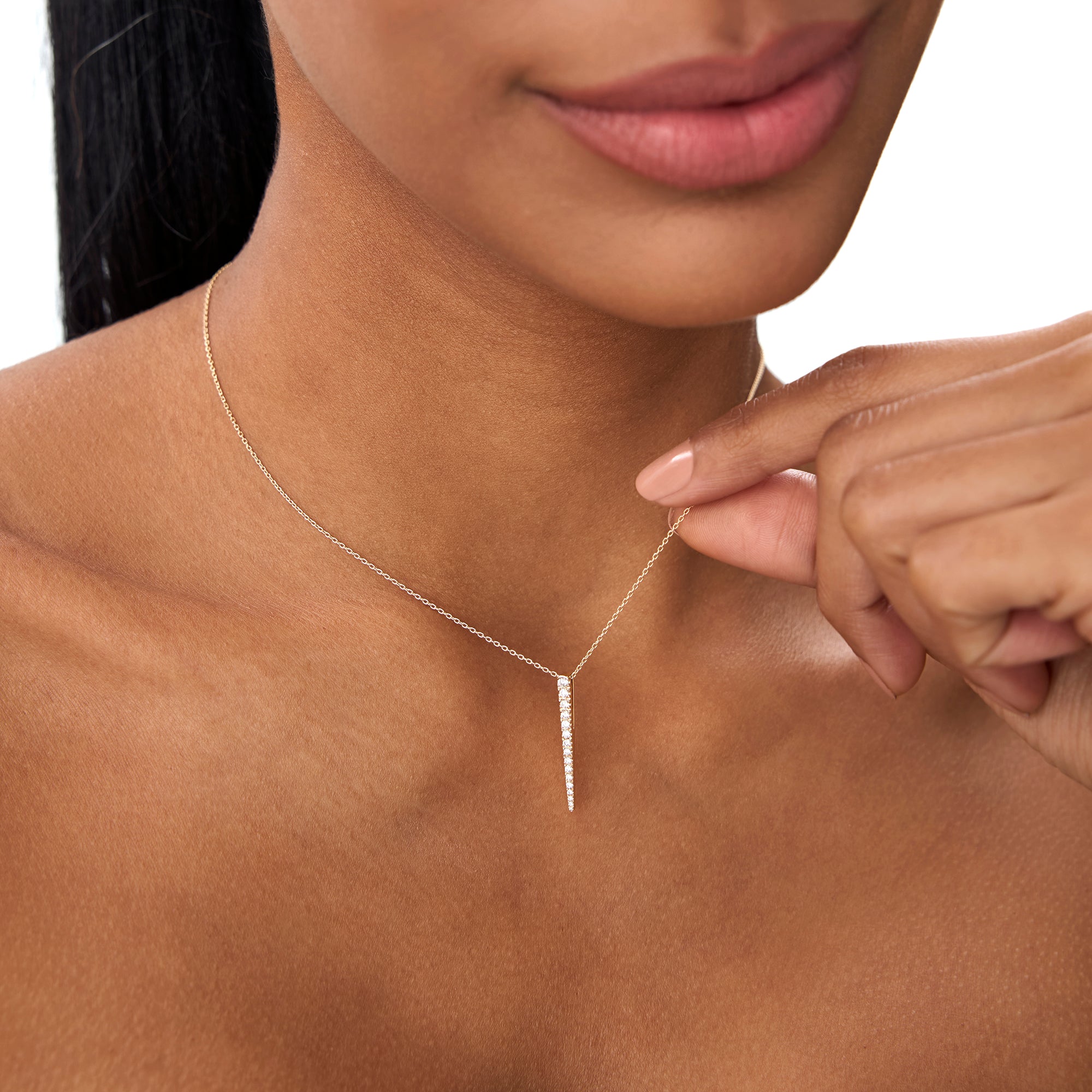 OBFJ0872 - 14K Tapered Diamond Bar Necklace 6