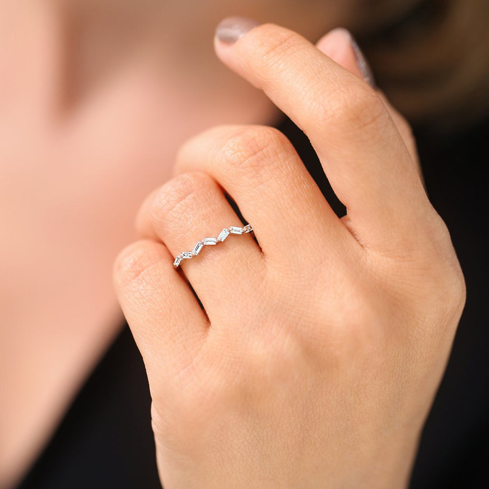 OBFJ1817 - 14K Slanted Baguette Diamond Stacking Ring 2