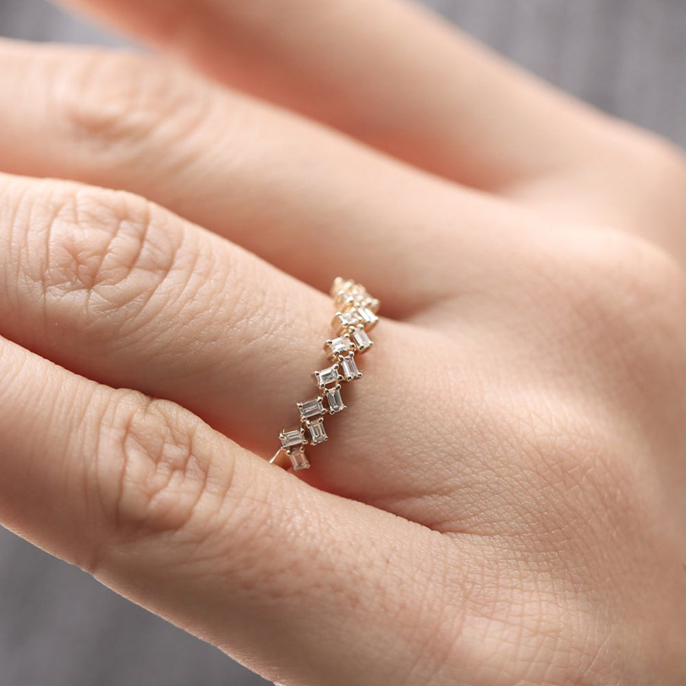 OBFJ1891 - 14K Zig Zag Baguette Diamond Ring 2