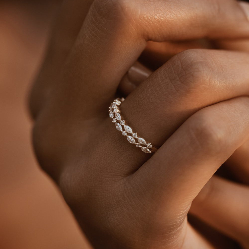OBFJ1947 - 14k Double Row Alternating Marquise Round Diamond Ring 2