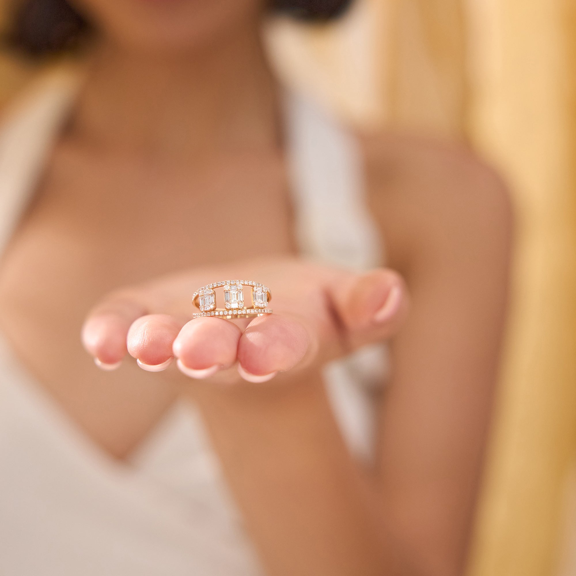 OBFJ2186 - 14k Baguette and Round Diamond Illusion Setting Cocktail Ring 3