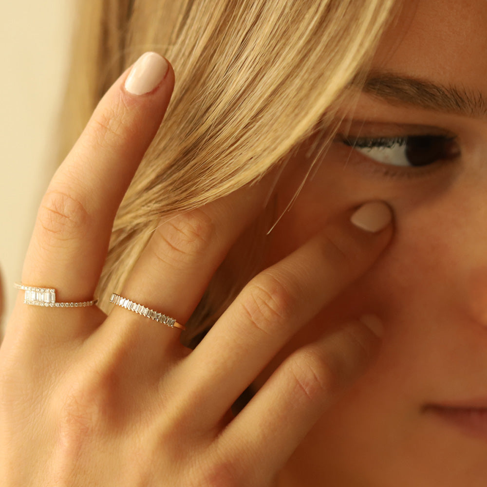 OBFJ1085 - 14k Petite Baguette Diamond Wedding Band 4