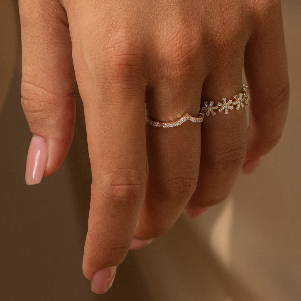 OBFJ2199 - 14k Baguette and Round Diamond Chevron Ring 3