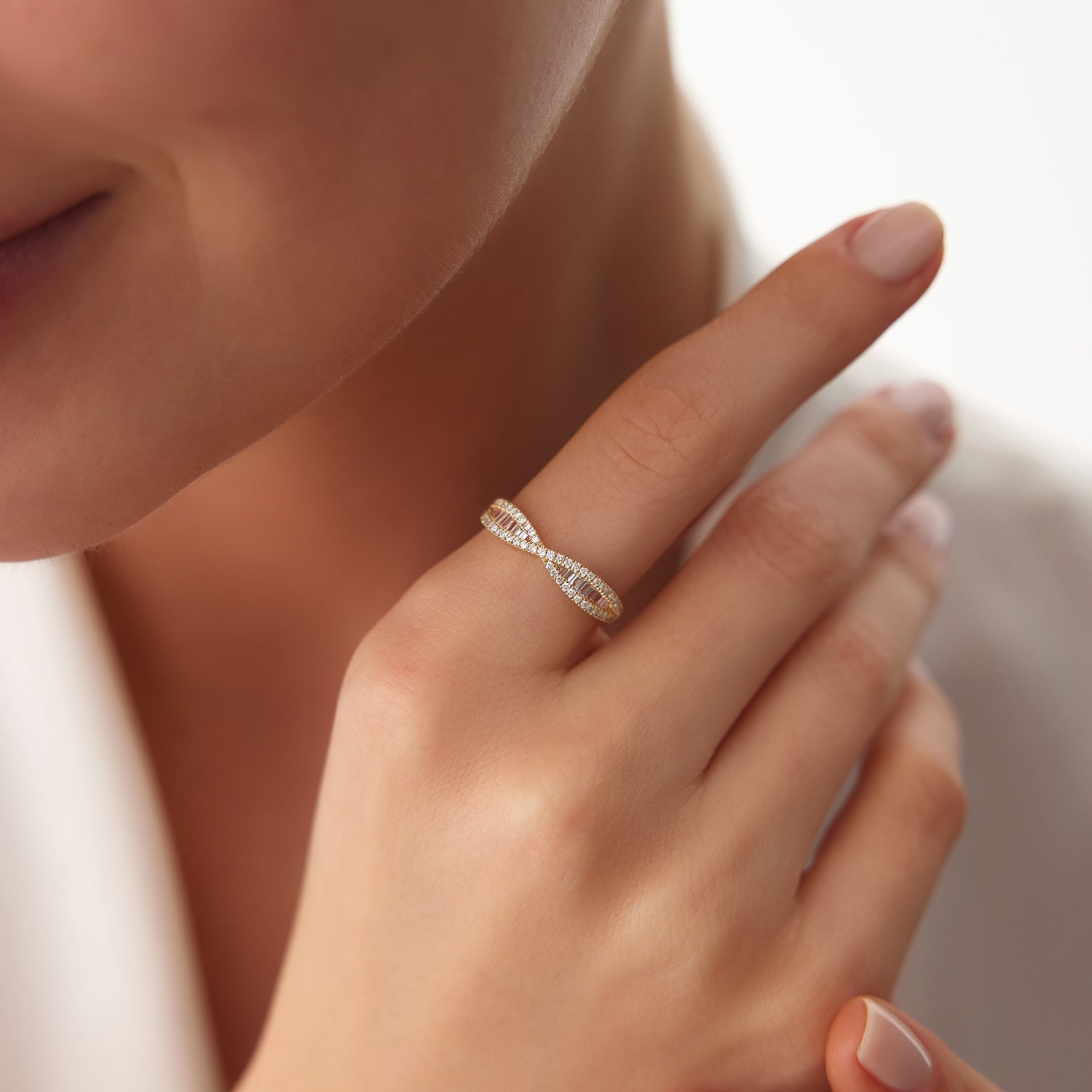 OBFJ2262 - 14k Baguette & Round Diamond Nesting Ring 2