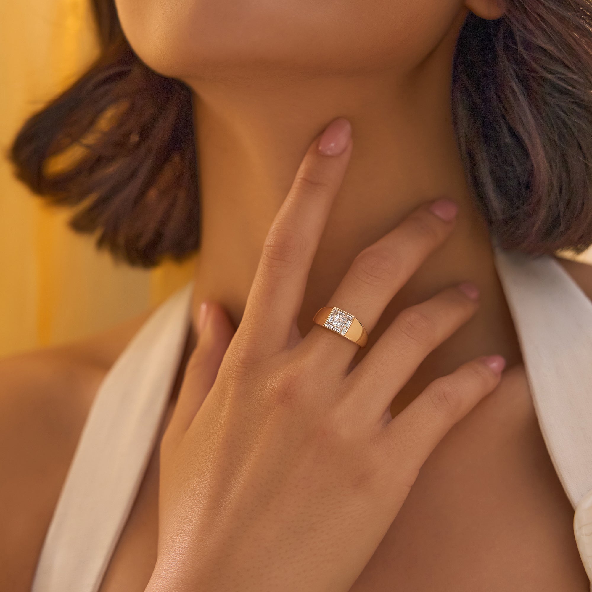 OBFJ0935 - 14k Square Illusion Setting Baguette Pinky Ring 5