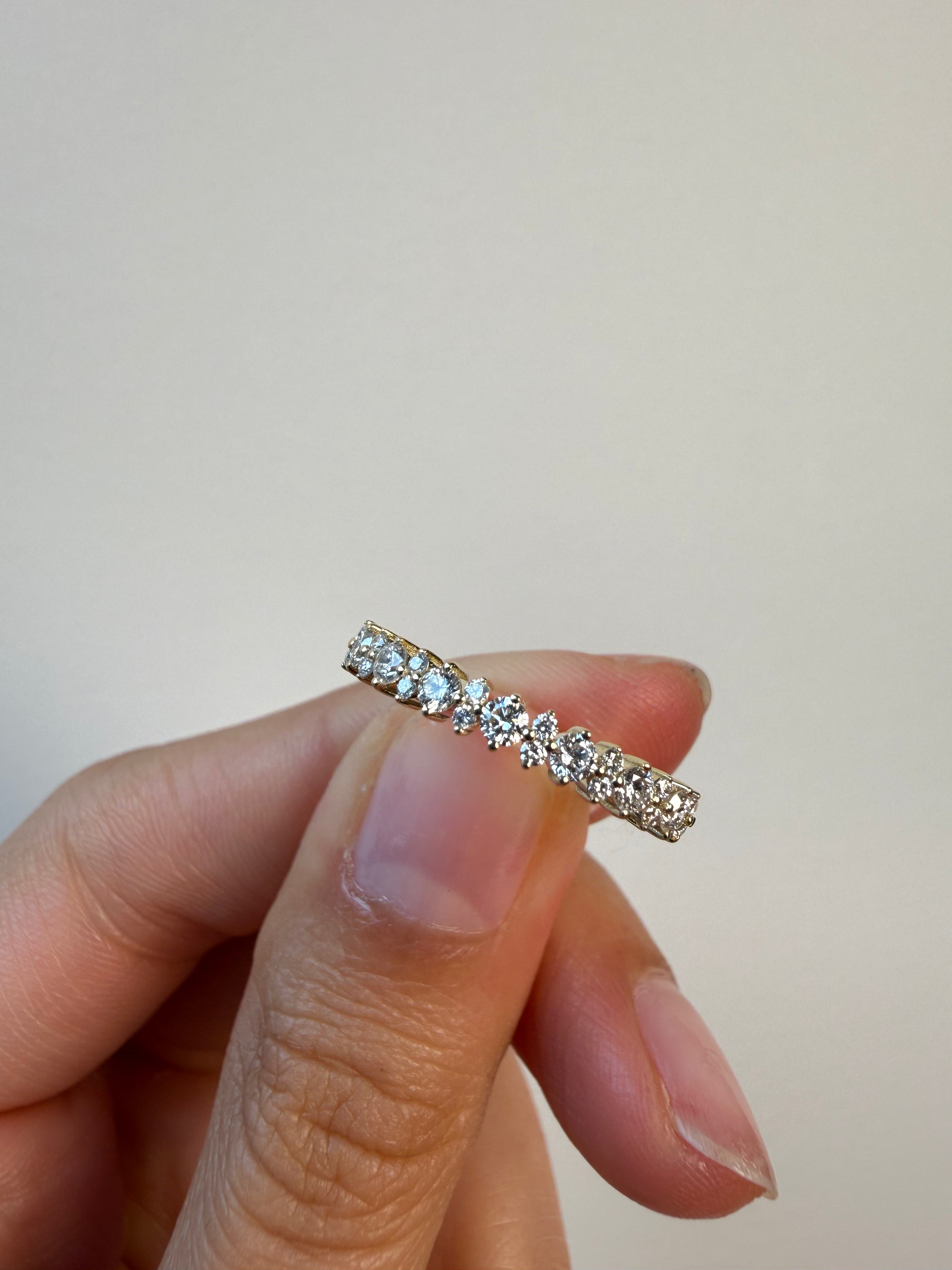 OBFJ0076 - 14K Gold Shared Prong Diamond Anniversary Band 2