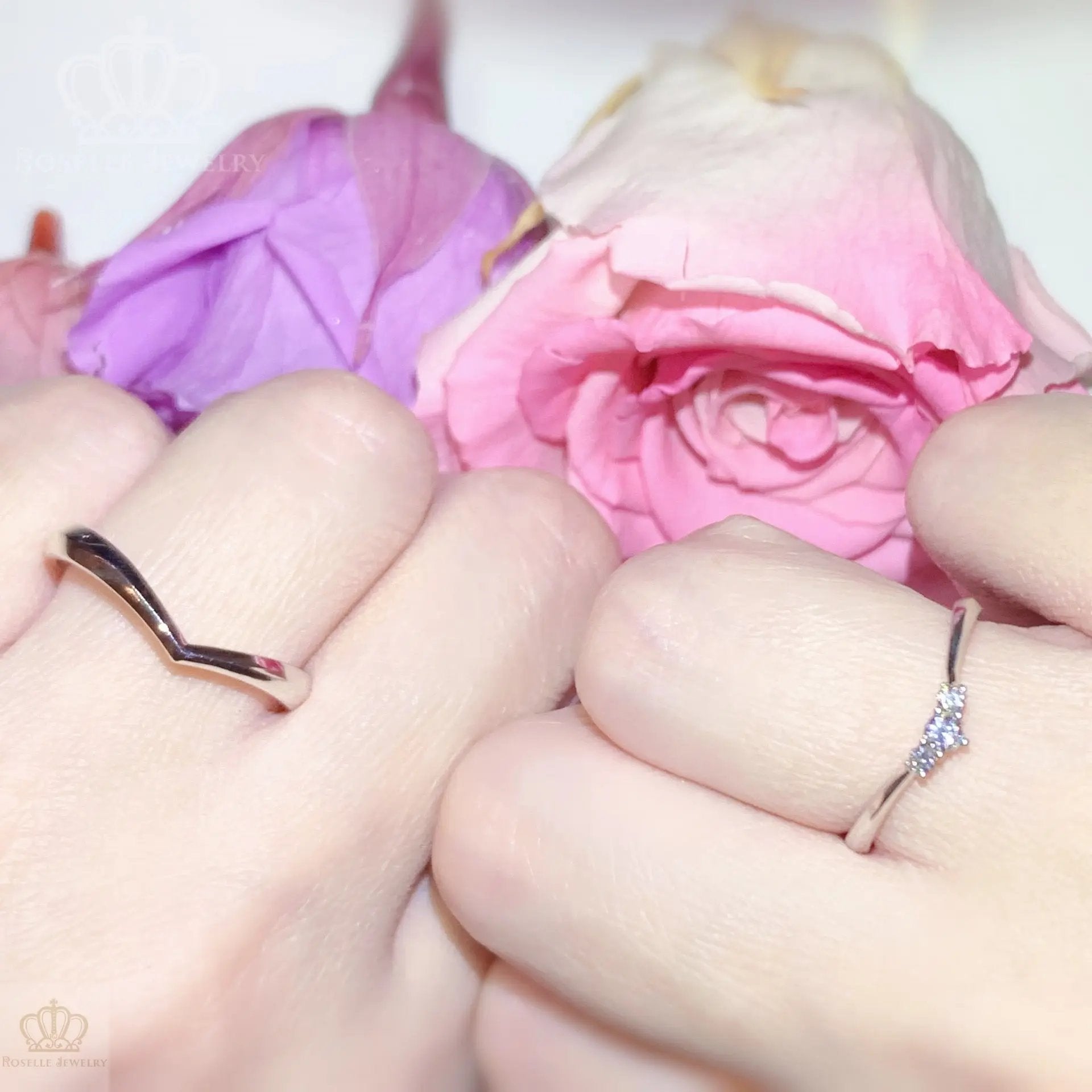 V Shape Couple Diamond Wedding Ring Set - WM29 CHARLISA™