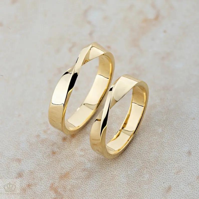 Mobius Strip Style Unique Couple Wedding Ring Set - WM33 CHARLISA™
