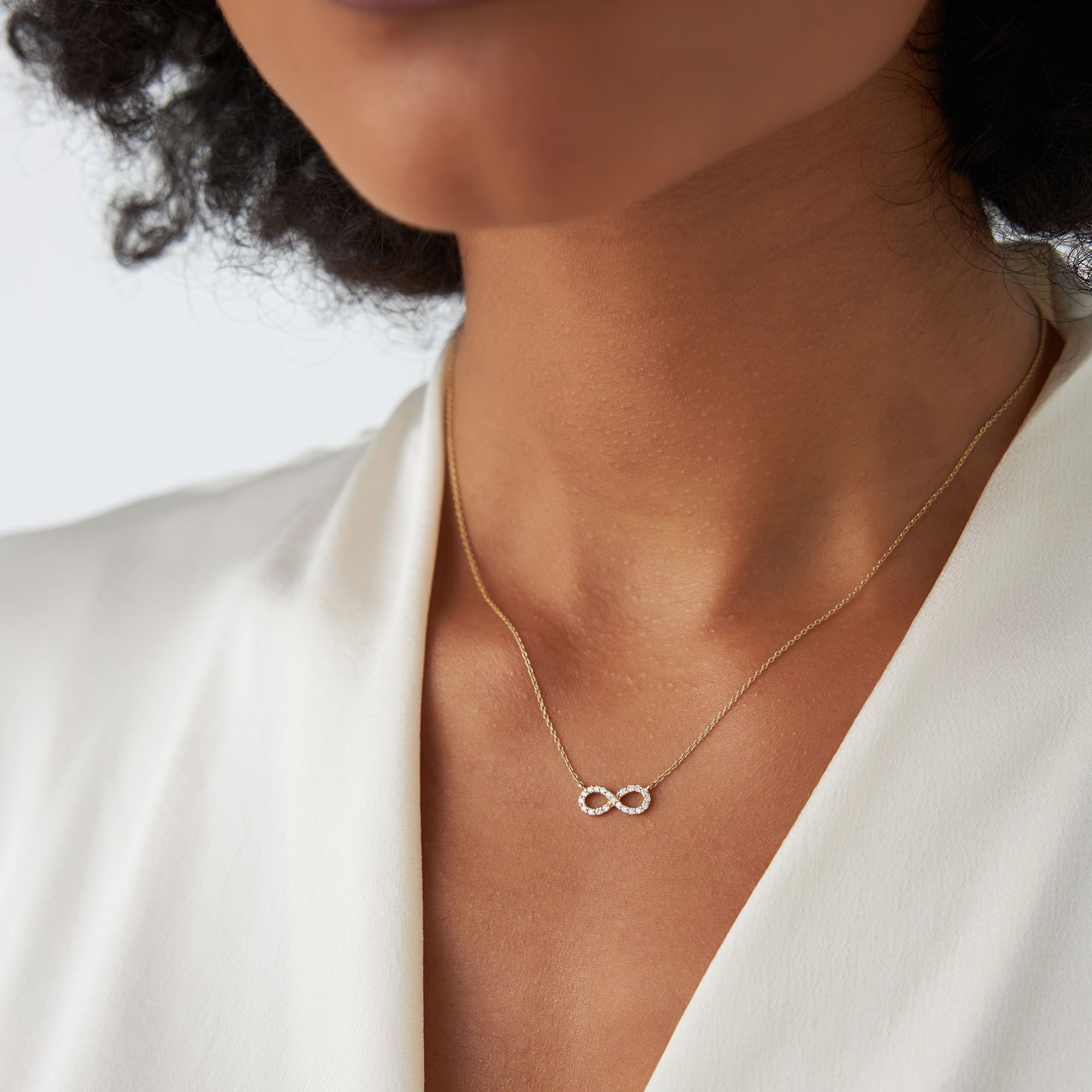OBFJ1605 - 14K Gold Diamond Infinity Necklace 4