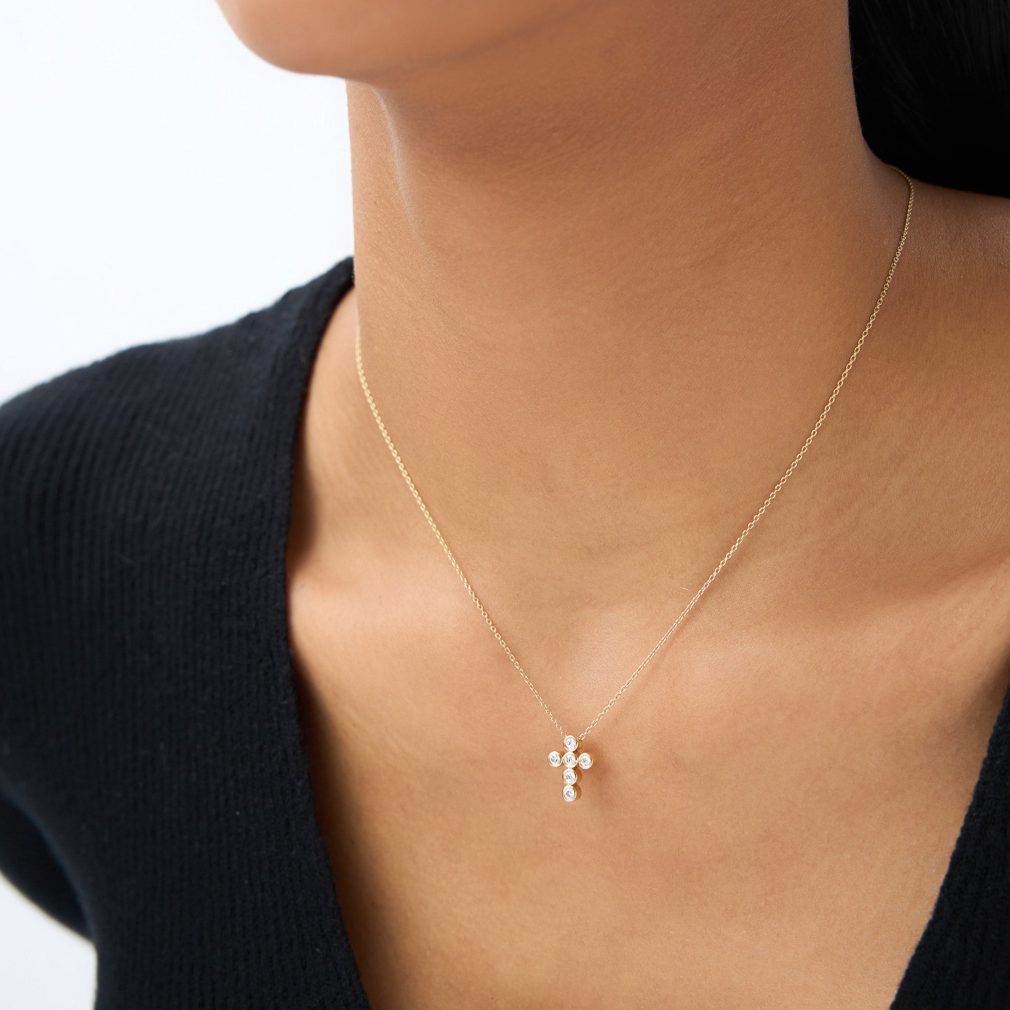 OBFJ1736 - 14K Gold 6 Stone Bezel Setting Diamond Cross Necklace 3