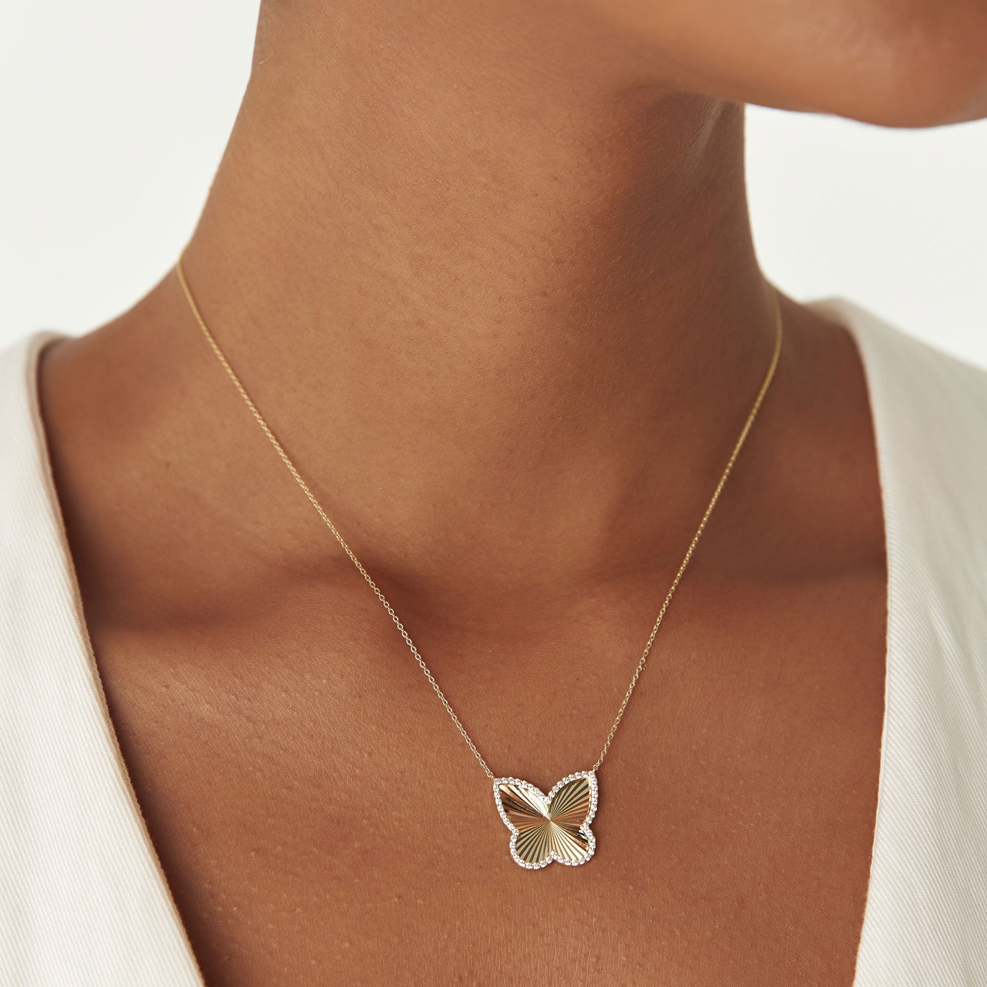 OBFJ1361 - 14K Textured Diamond Butterfly Charm Pendant 4