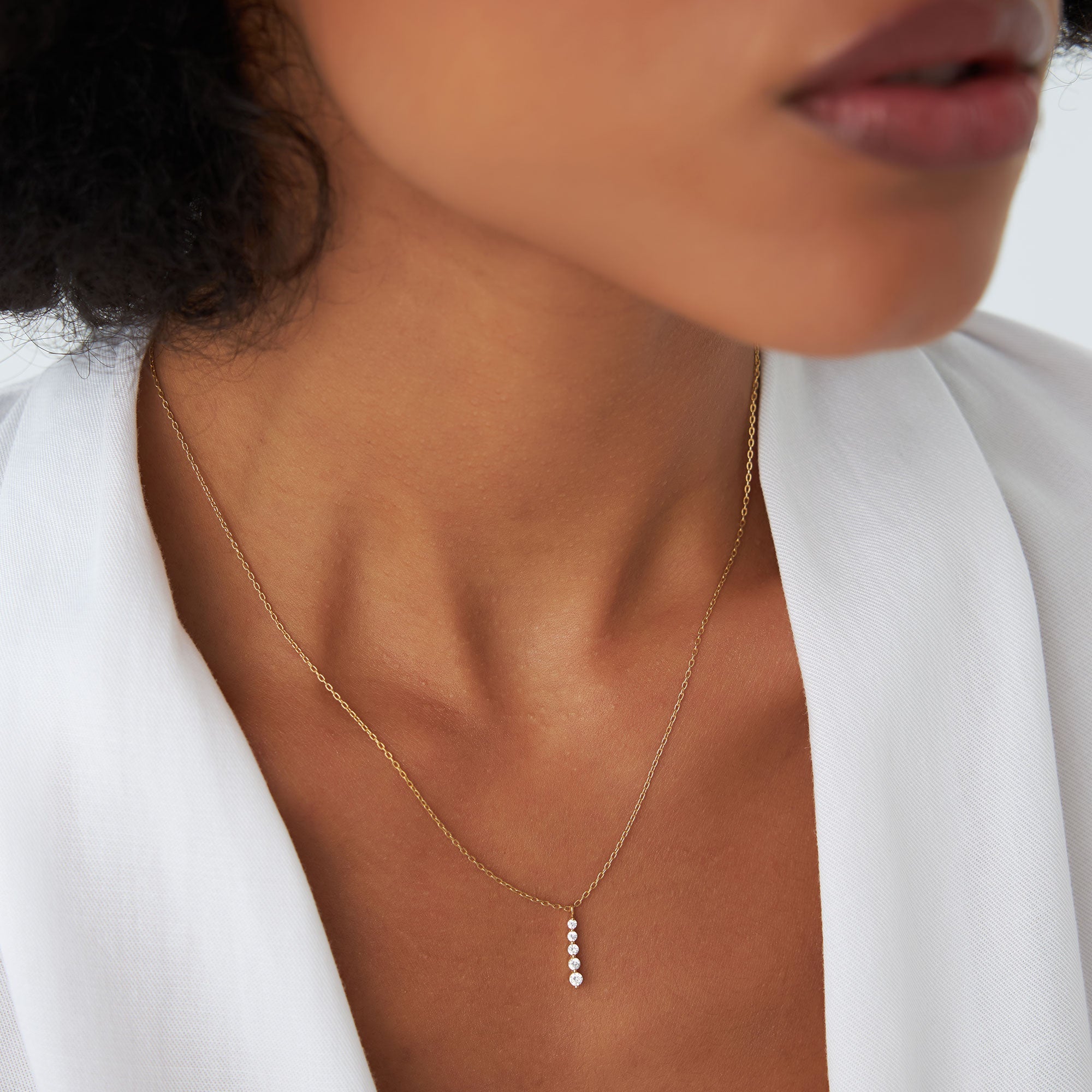 OBFJ1312 - 14k Gold Diamond Bar Necklace 4