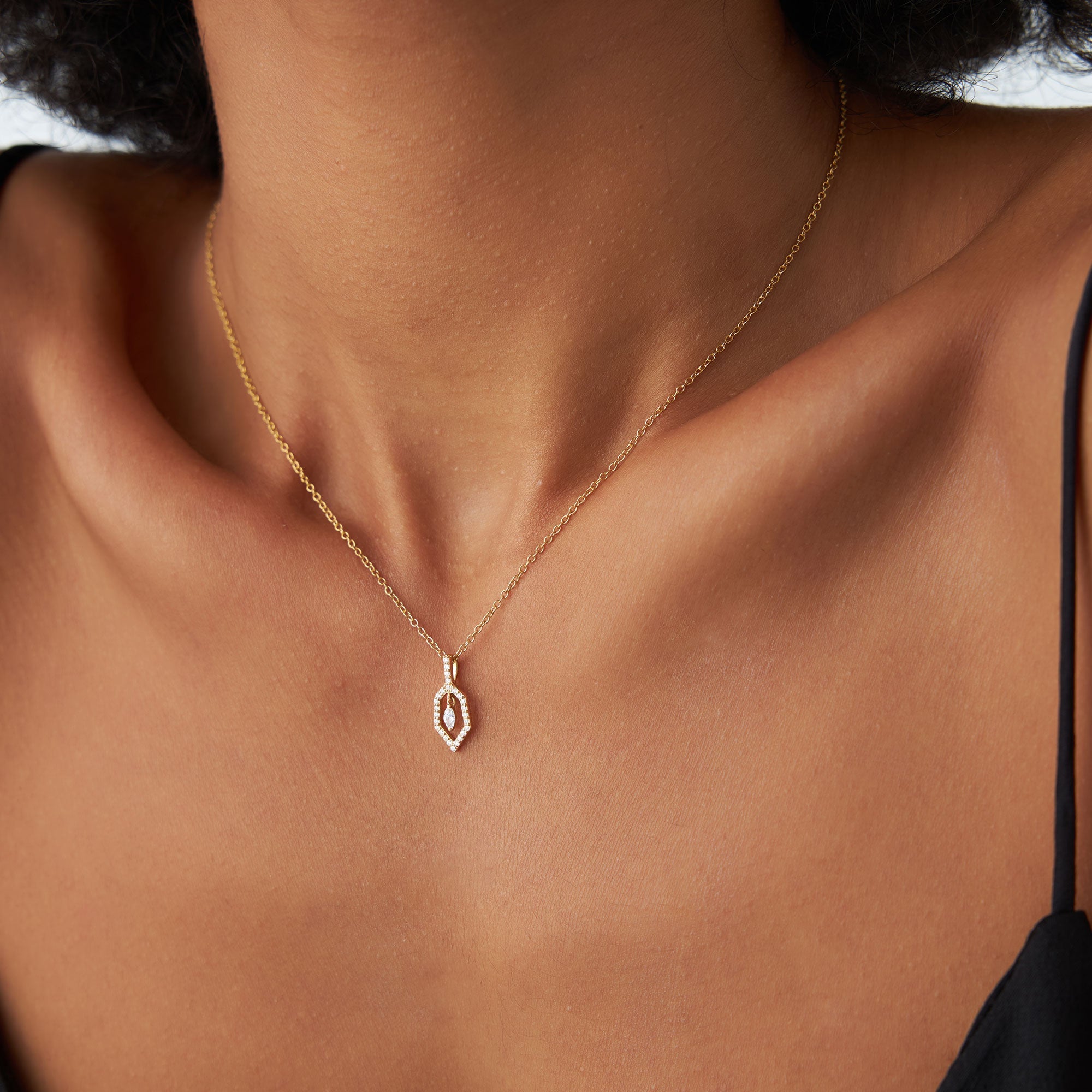 OBFJ1235 - 14k Marquise Shape Dangle Diamond Necklace 4