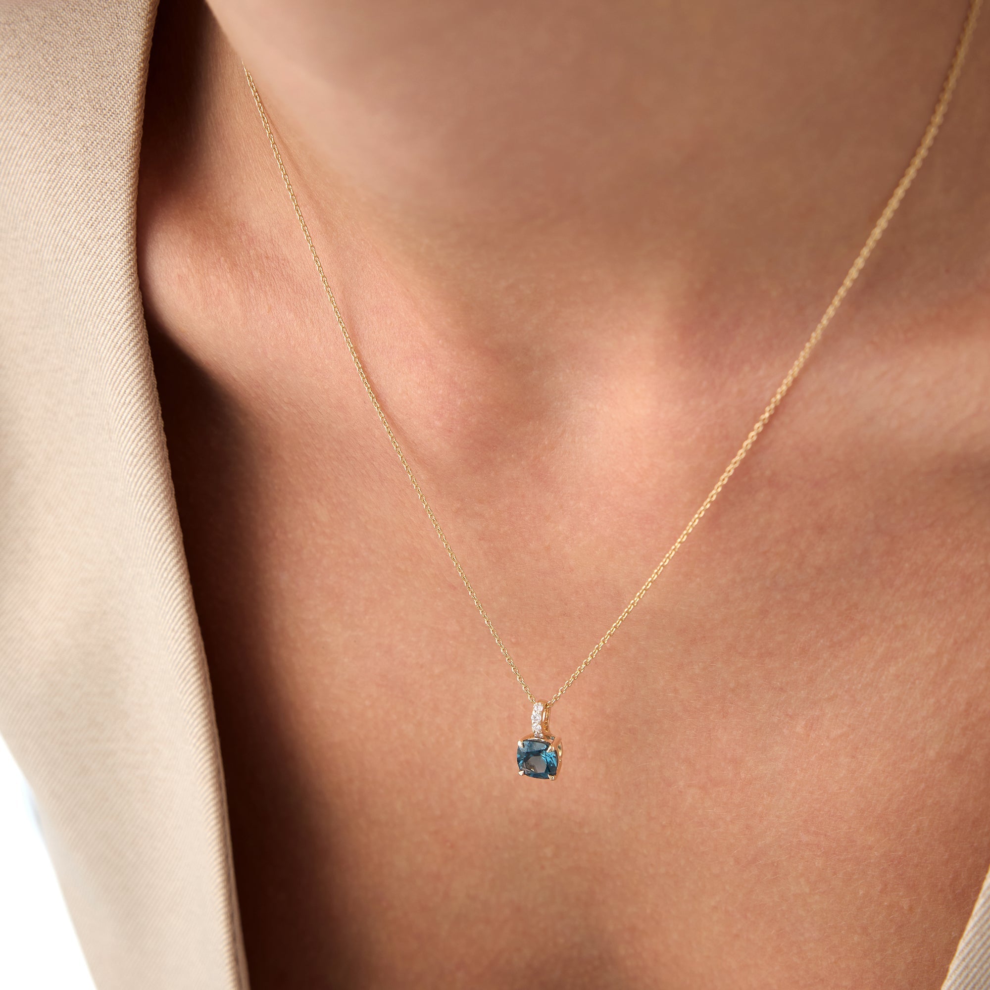 OBFJ0468 - 14K Cushion Cut London Blue Topaz with Diamond Bail 5