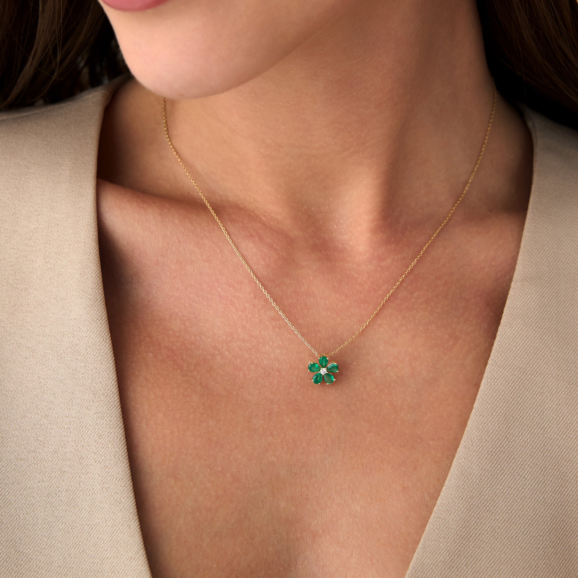OBFJ0633 - 14k Gold Emerald and Diamond Floral Pendant 4
