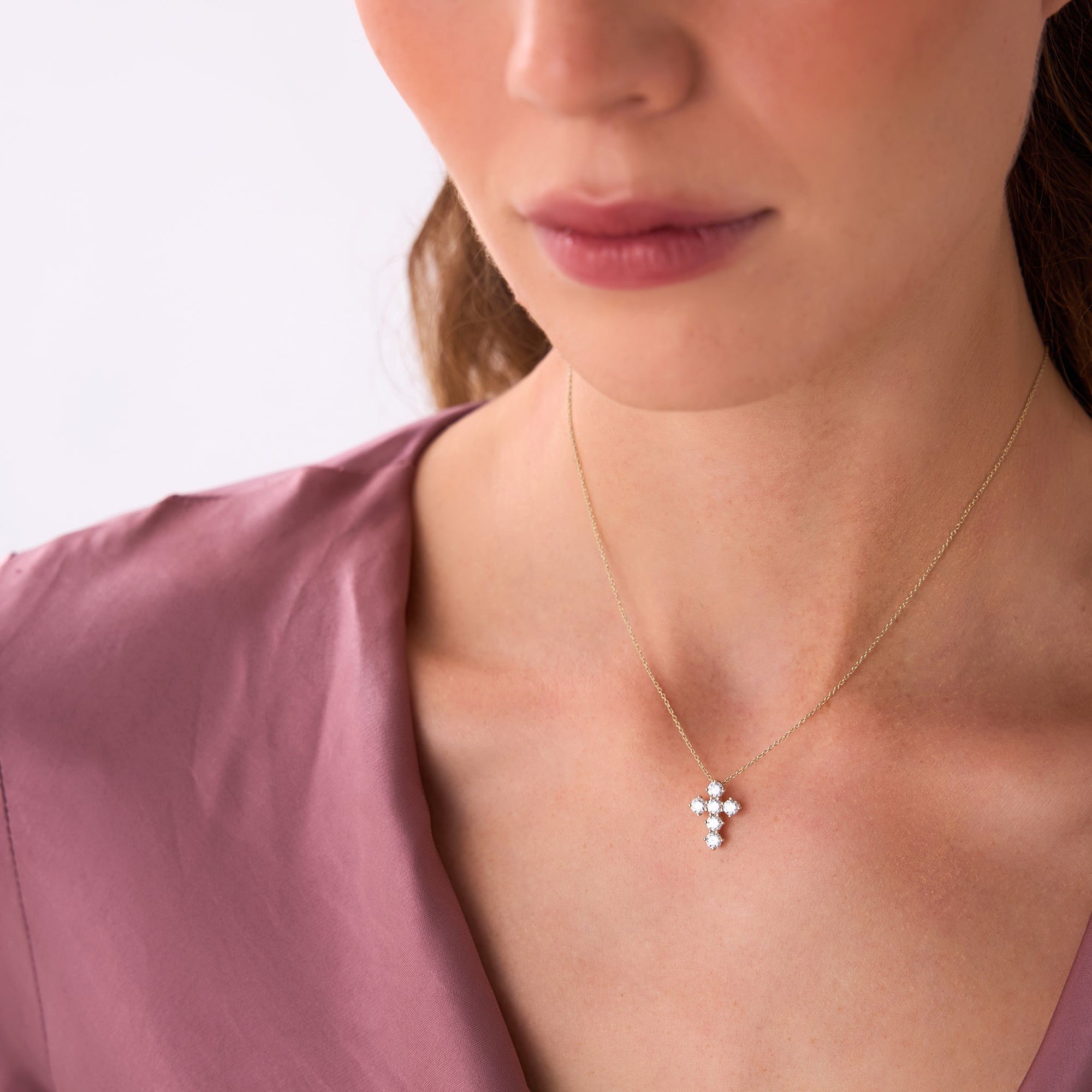 OBFJ0508 - 14k 0.99 Ctw Round Brilliant Lab Grown Diamond Cross Necklace - Imani 4