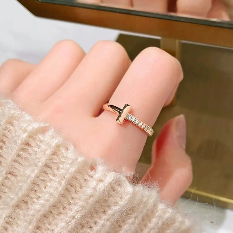 Cross Diamond Wedding Band Ring - LR36 Camélia™