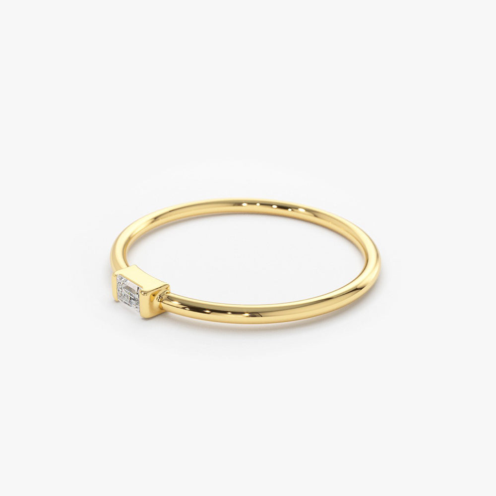 OBFJ1566 - 14K Single Baguette Solitaire Diamond Ring 7