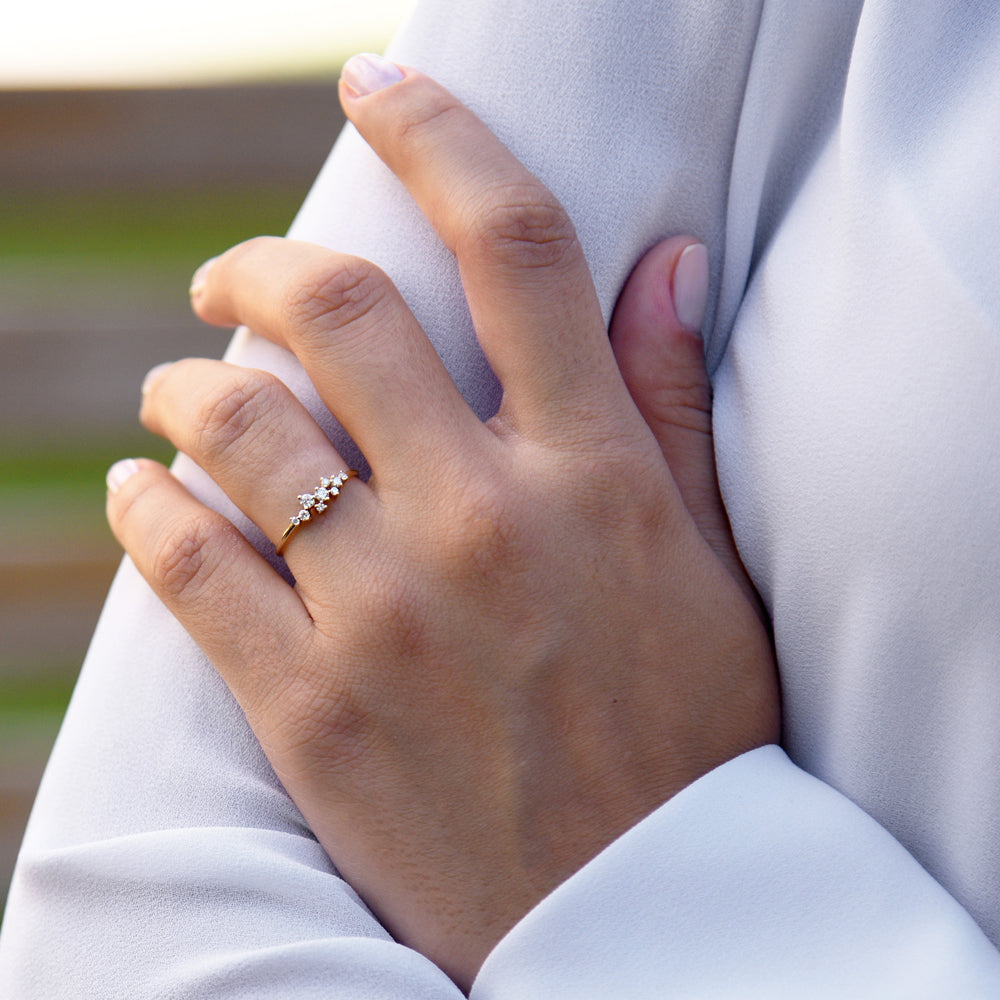 OBFJ1767 - 14k Gold Ruby and Diamond Cluster Ring 3