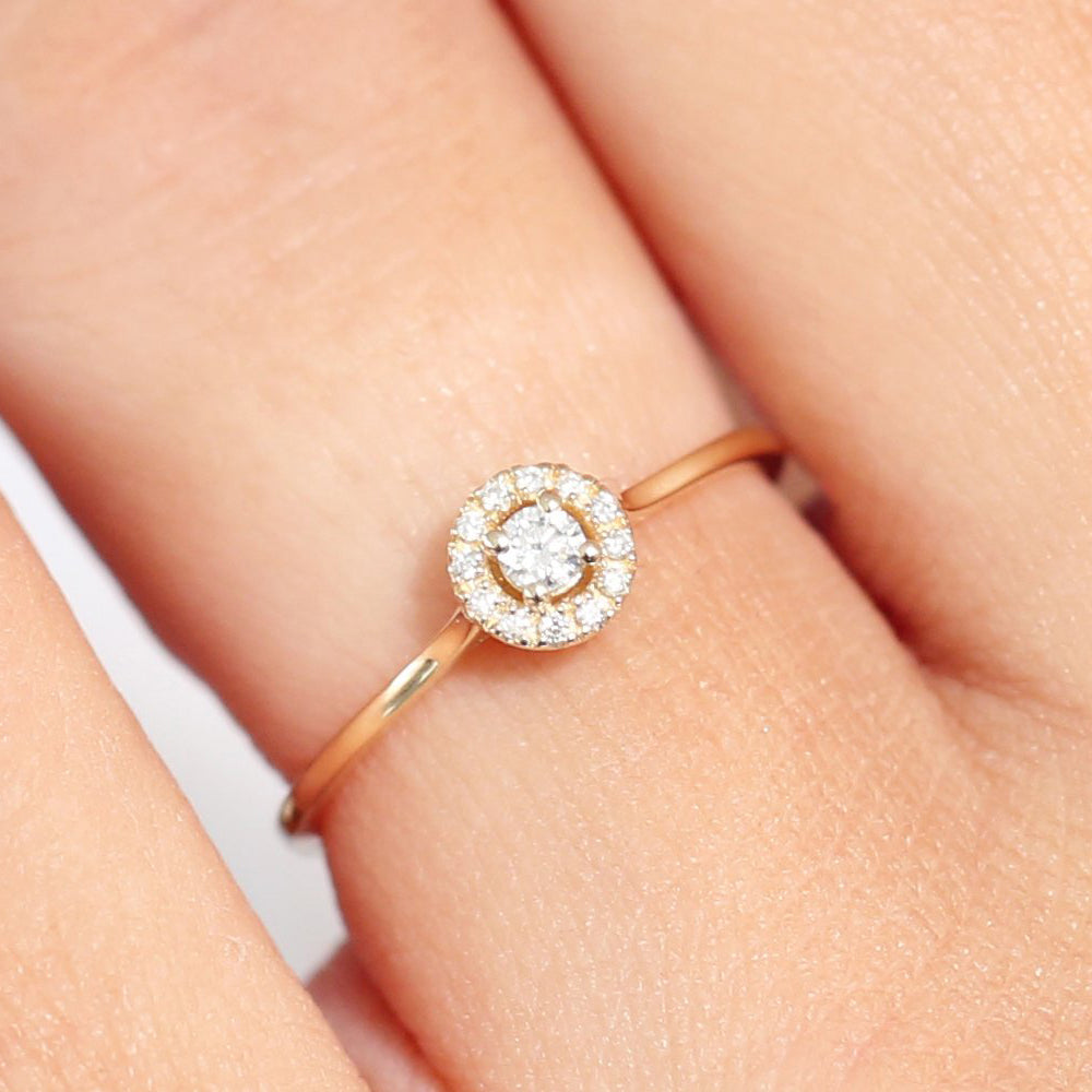 OBFJ1746 - 14K Gold Halo Diamond Ring 5