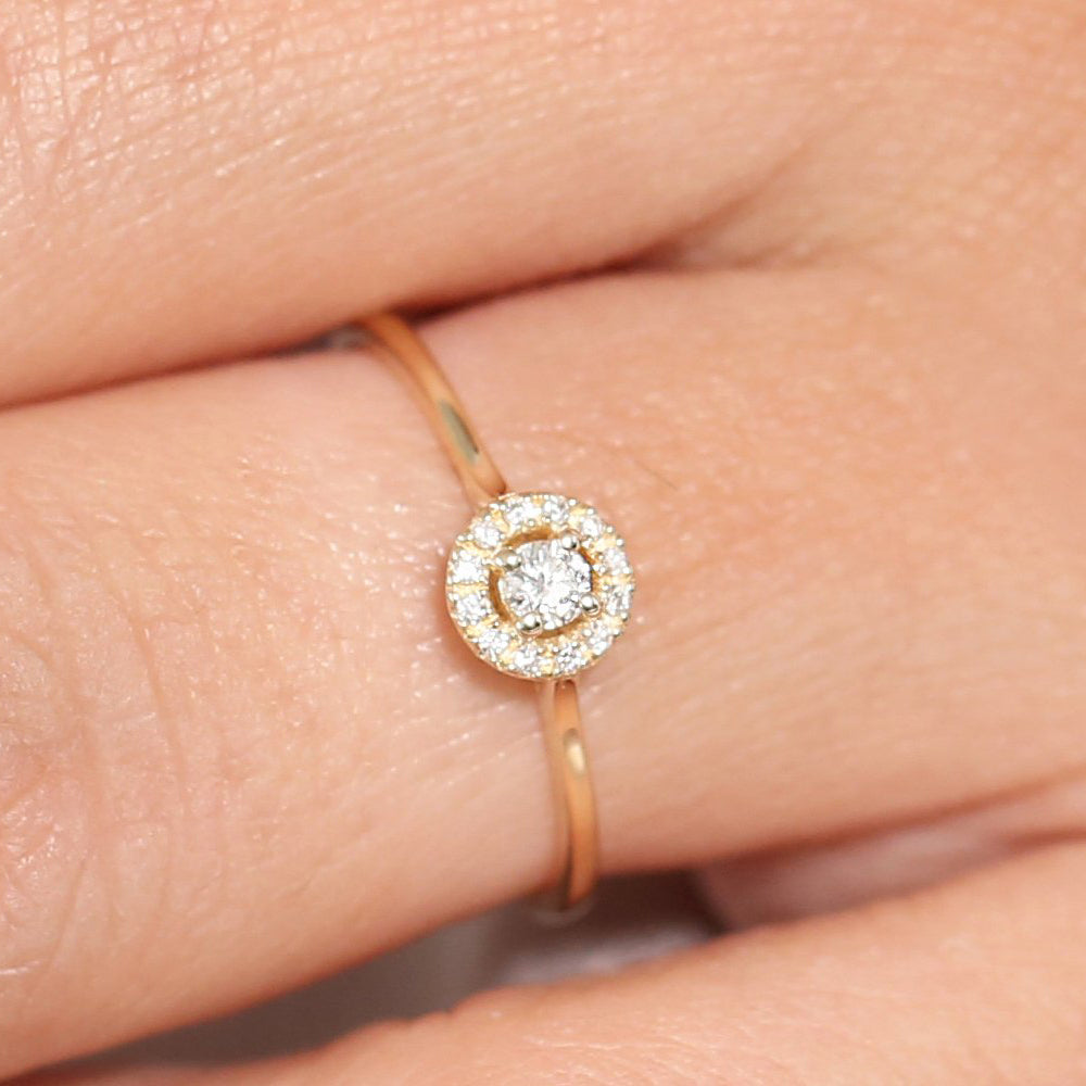 OBFJ1746 - 14K Gold Halo Diamond Ring 2